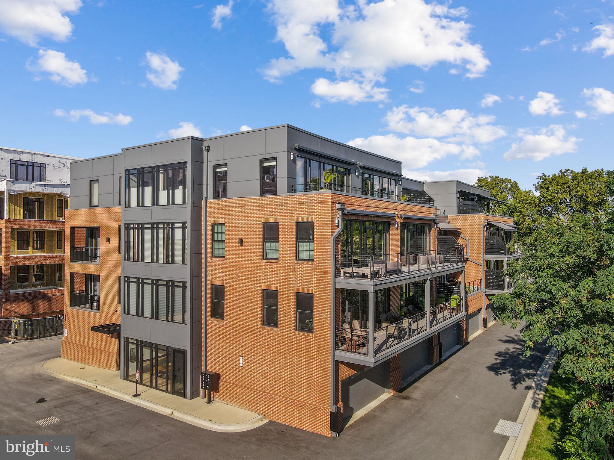DOWNTOWN FREDERICK - Residential