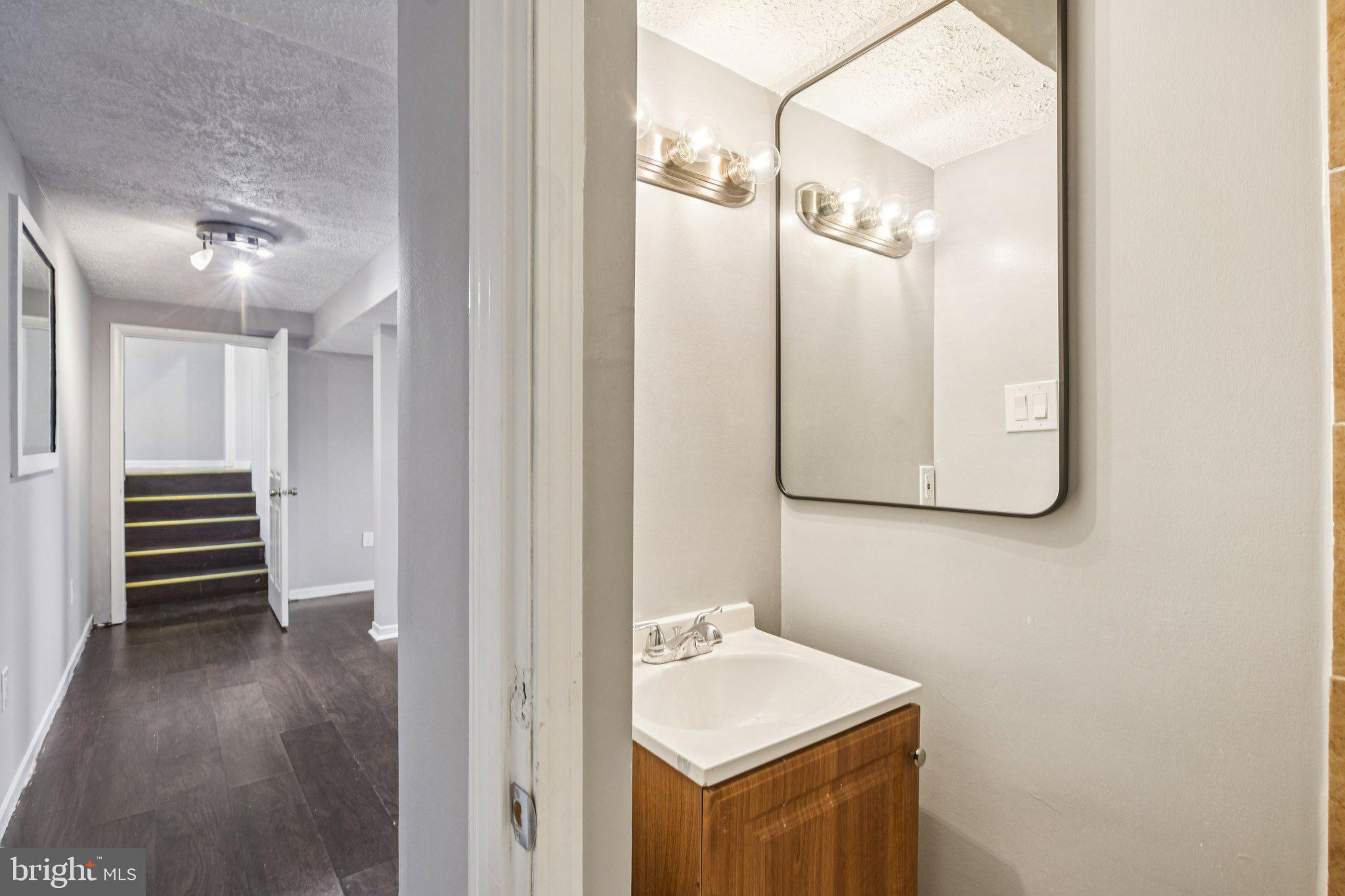MARLBORO MEADOWS - Residential