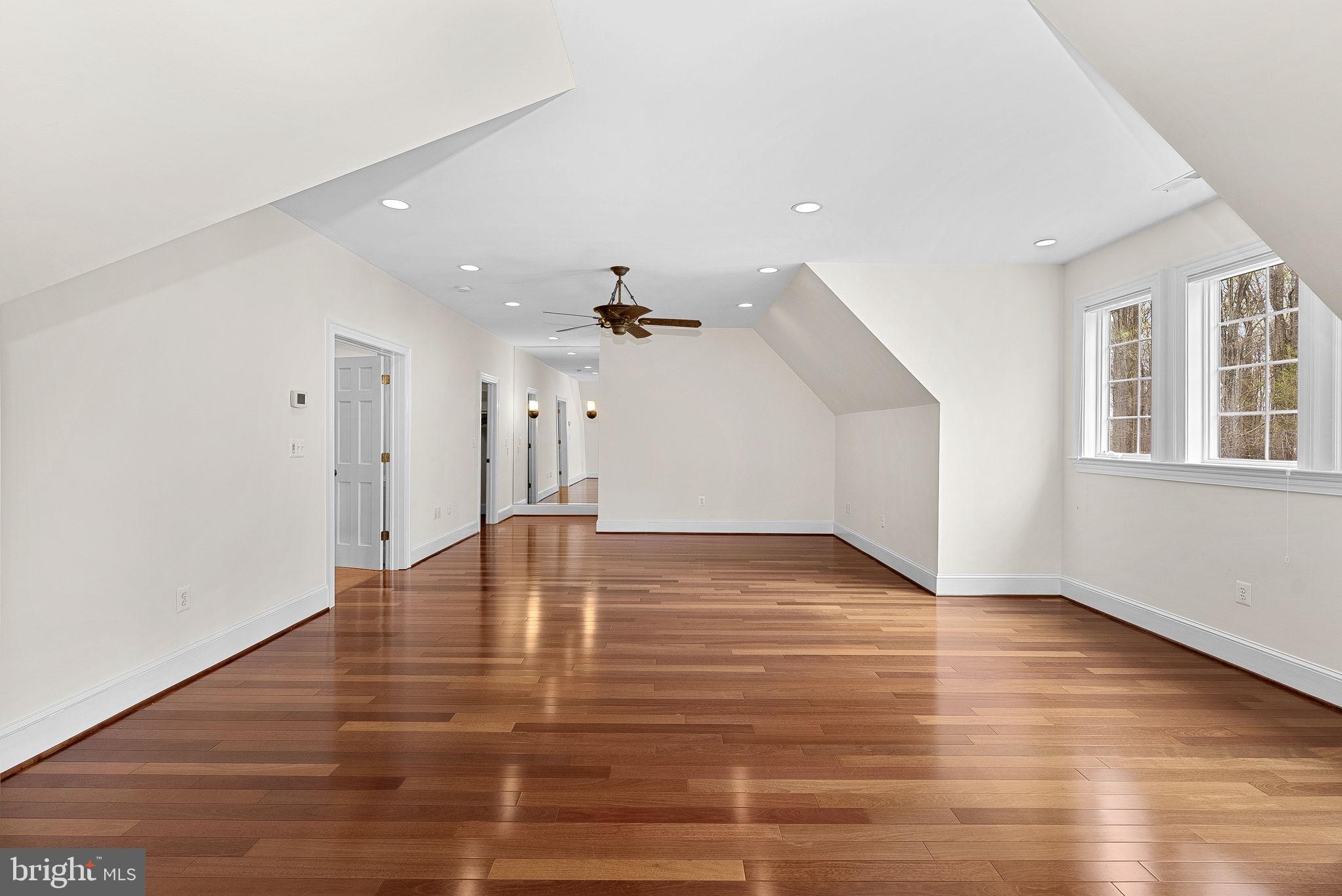 REDLAC FOREST - Residential