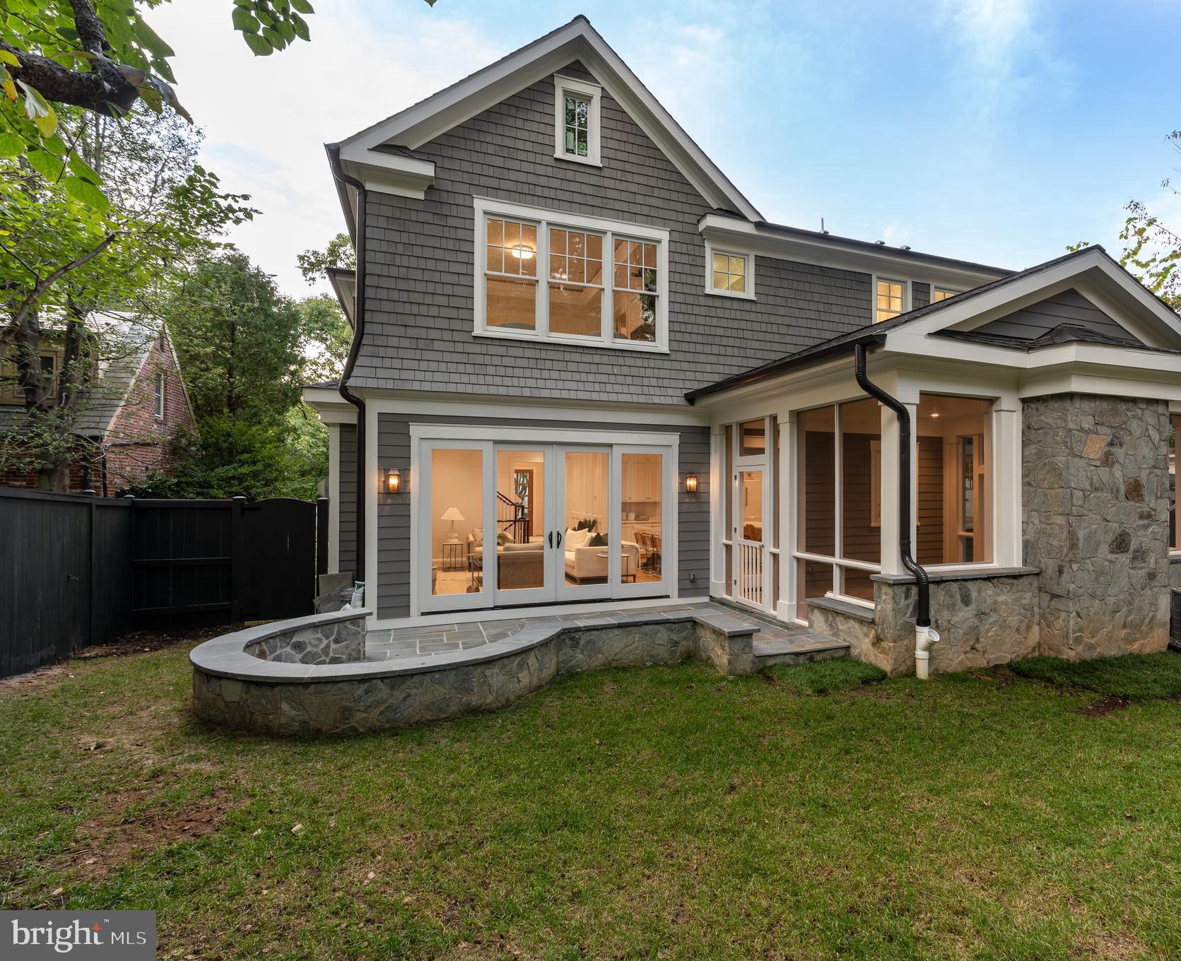 CHEVY CHASE VILLAGE - Residential