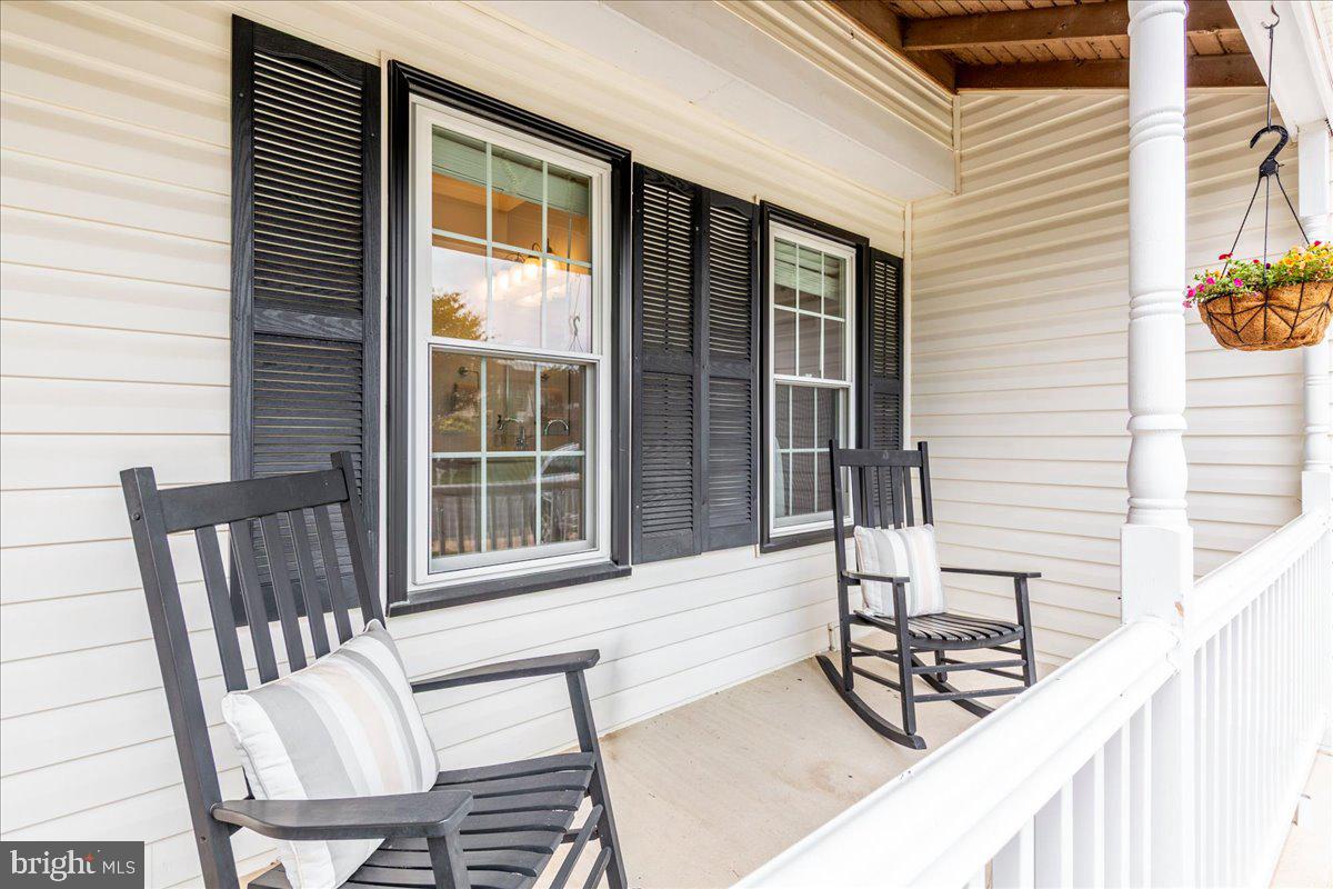 BELLE POND FARM - Residential