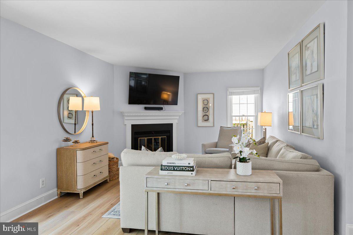 BELLE POND FARM - Residential