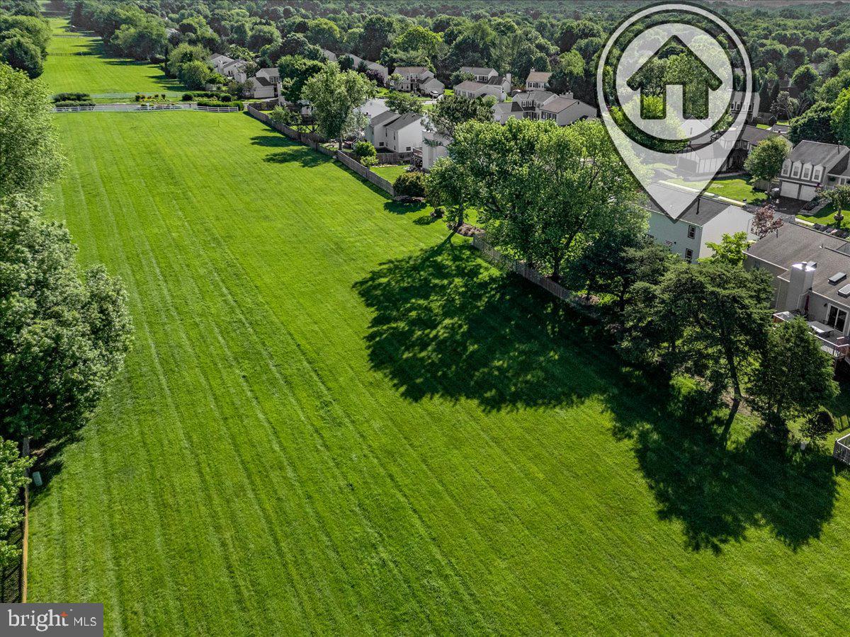 BELLE POND FARM - Residential
