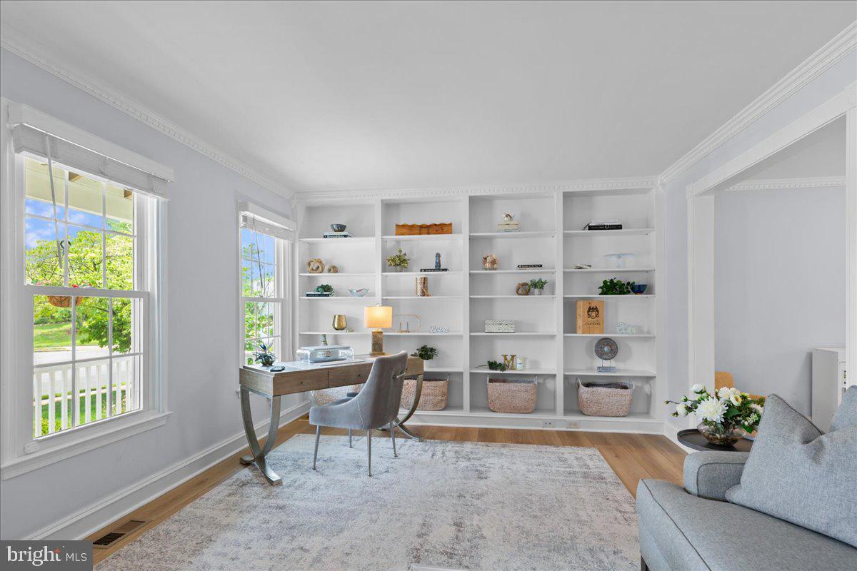 BELLE POND FARM - Residential