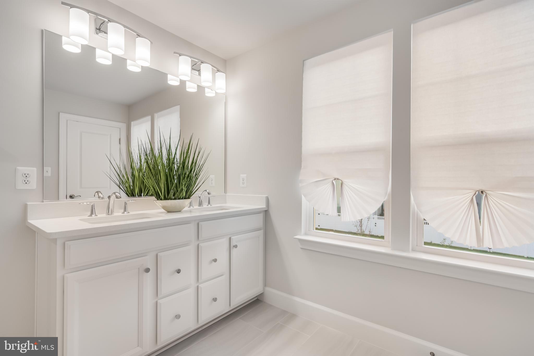 MARLBORO RIDGE - Residential