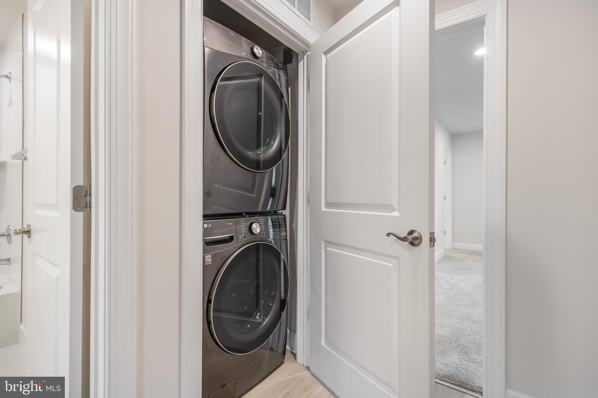 MARLBORO RIDGE - Residential