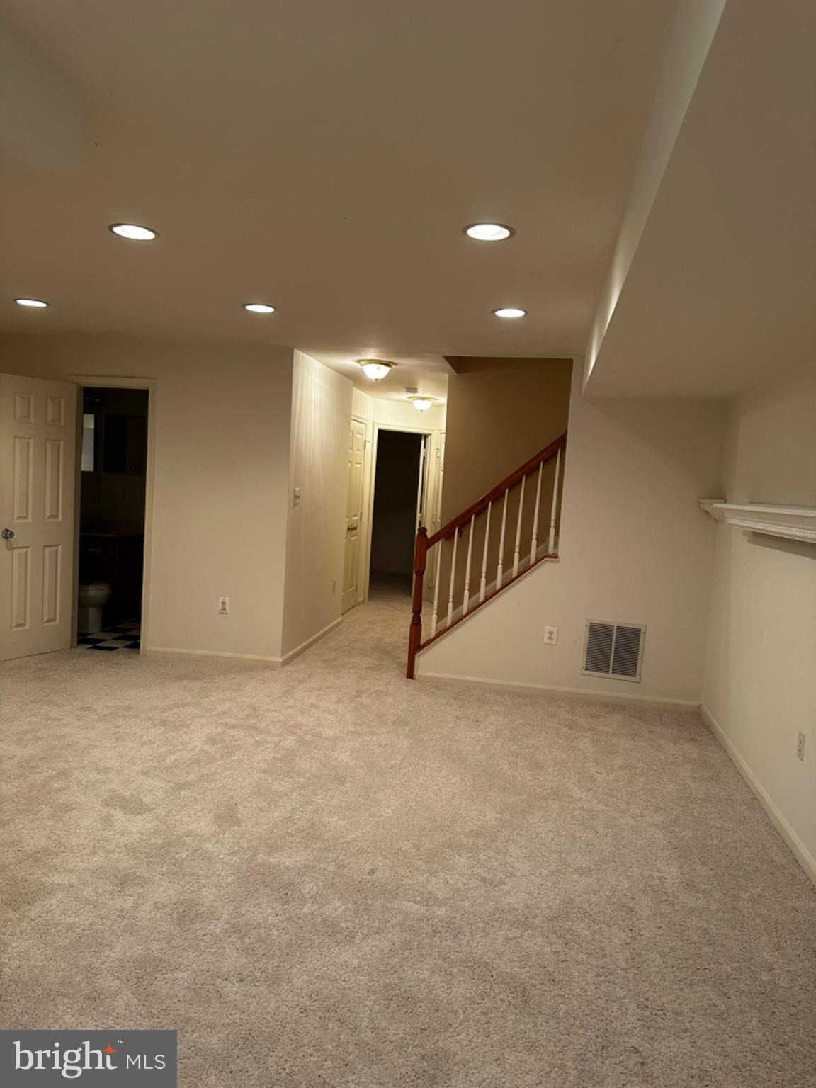 PRINCETON WOODS - Residential