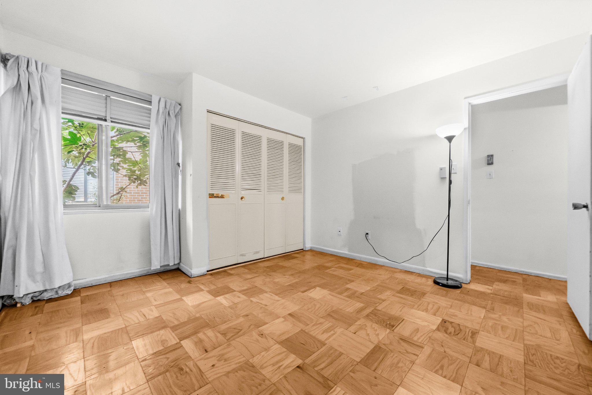 AMERICANA FINMARK - Residential