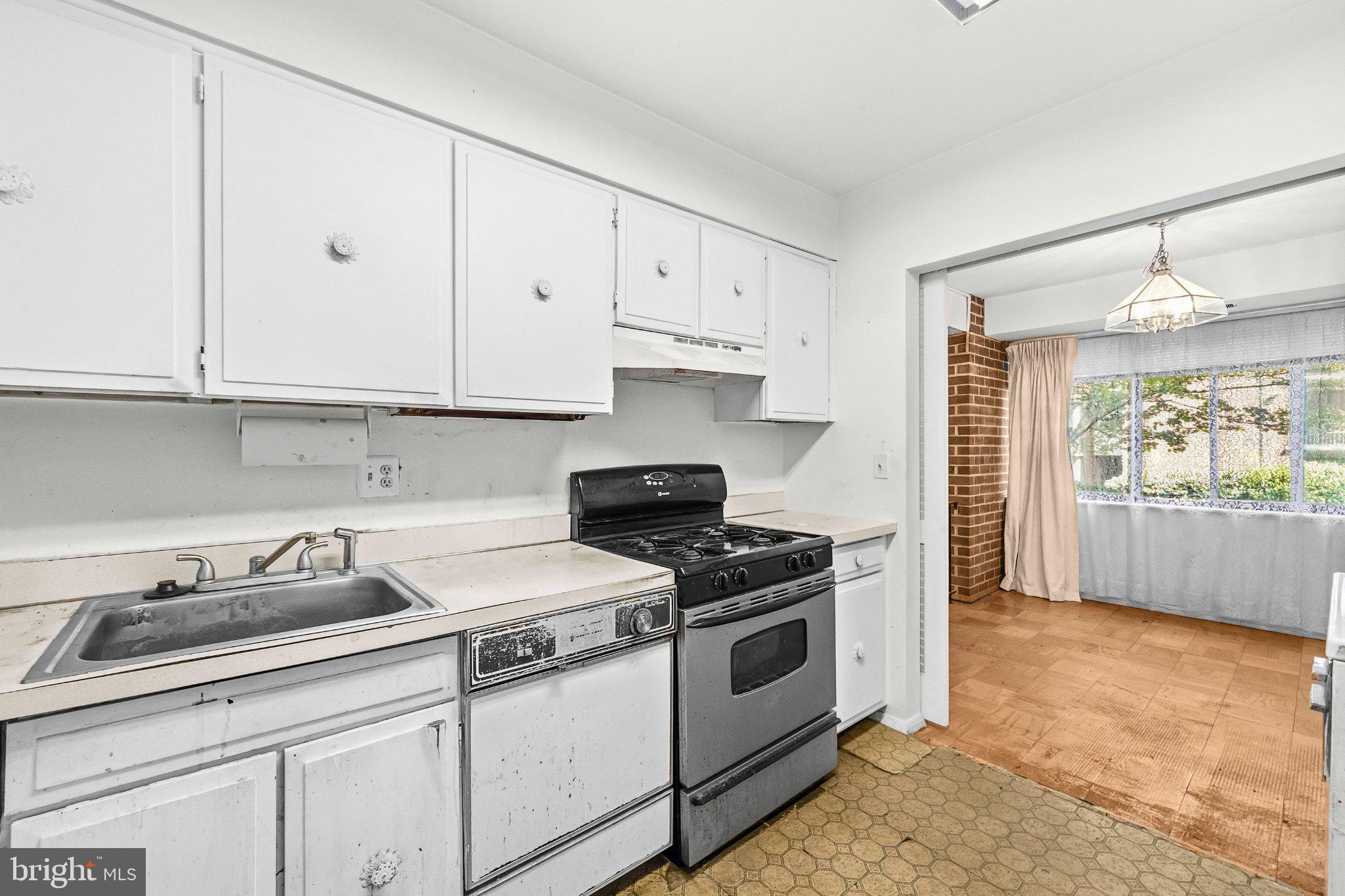 AMERICANA FINMARK - Residential