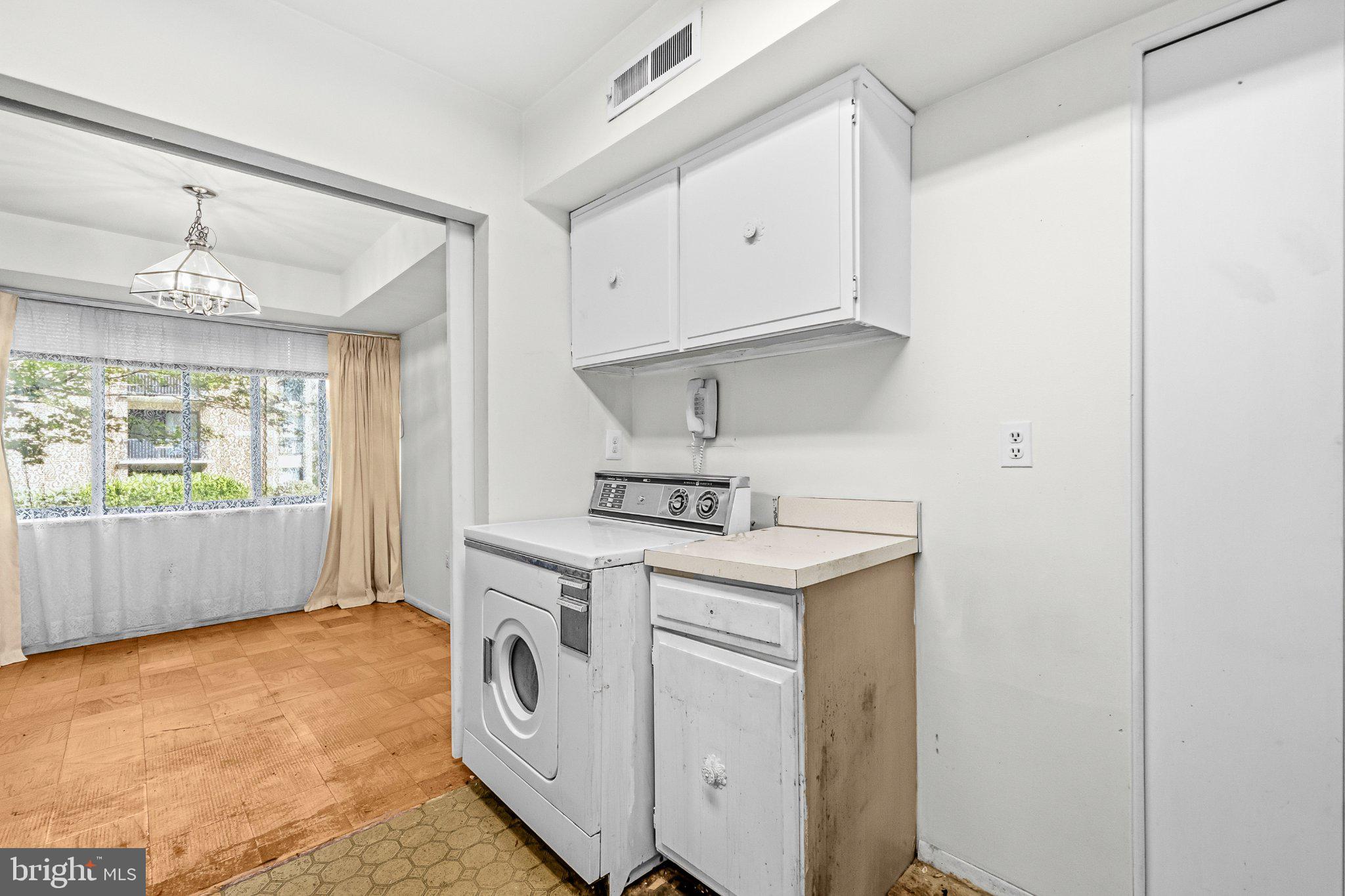 AMERICANA FINMARK - Residential