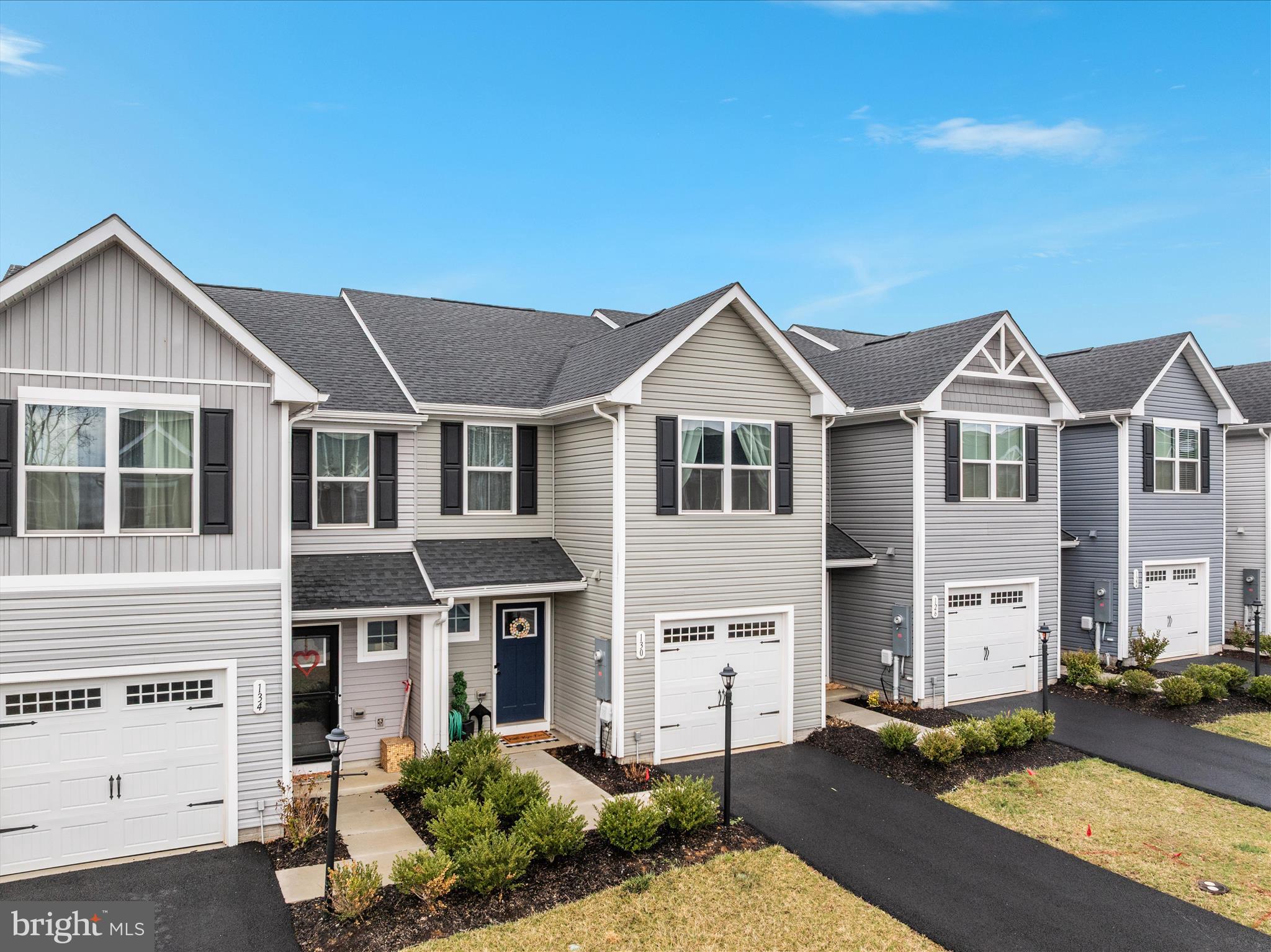 CARDINAL POINTE - Residential