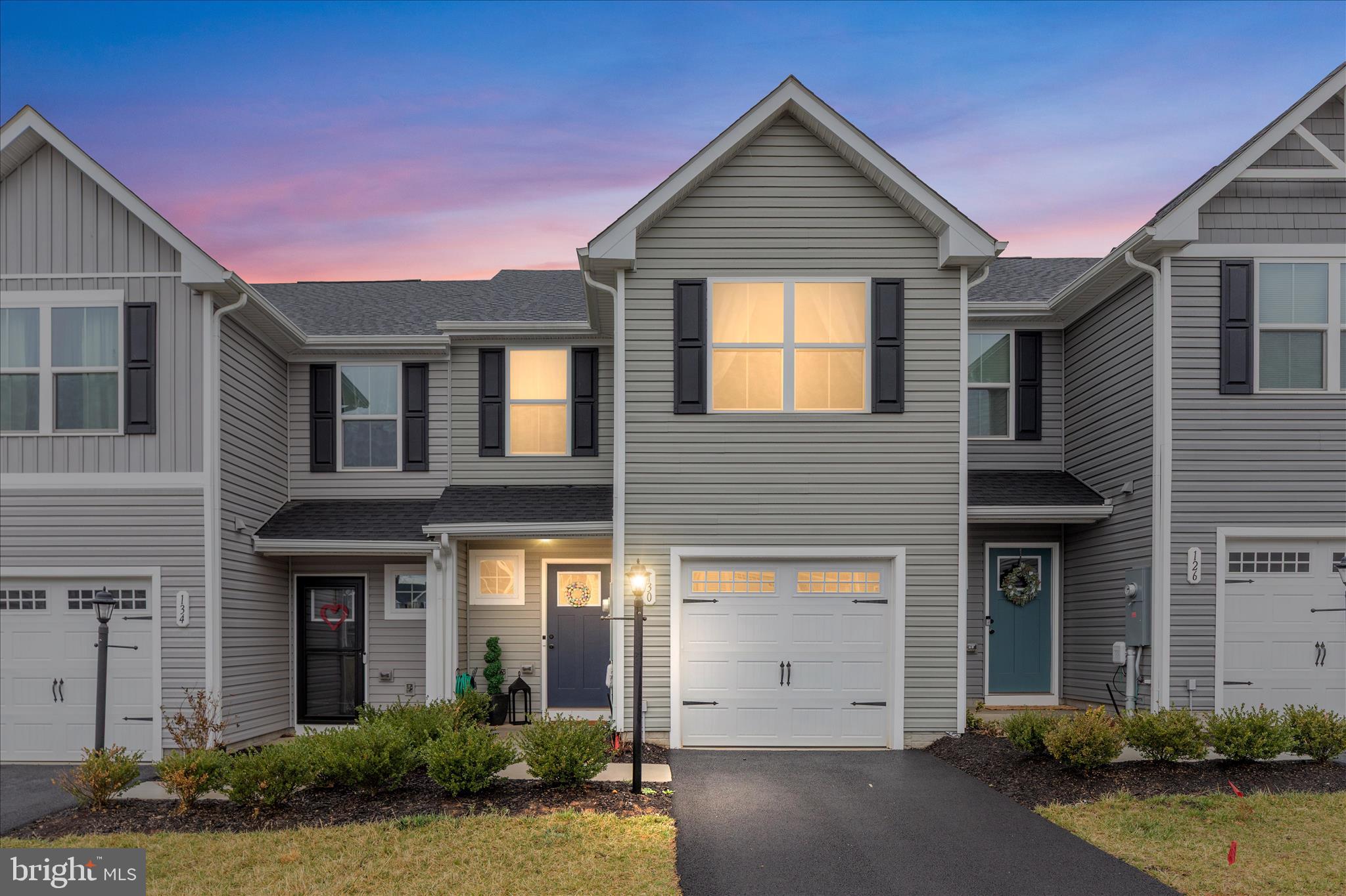 CARDINAL POINTE - Residential