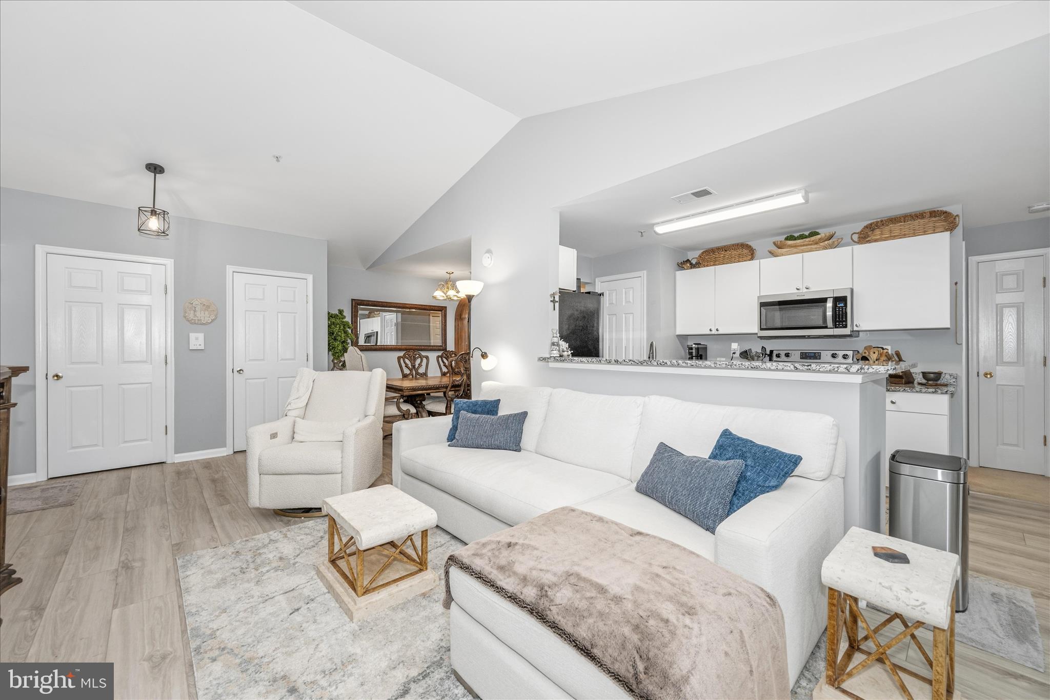 TIDEWATER COLONY - Residential