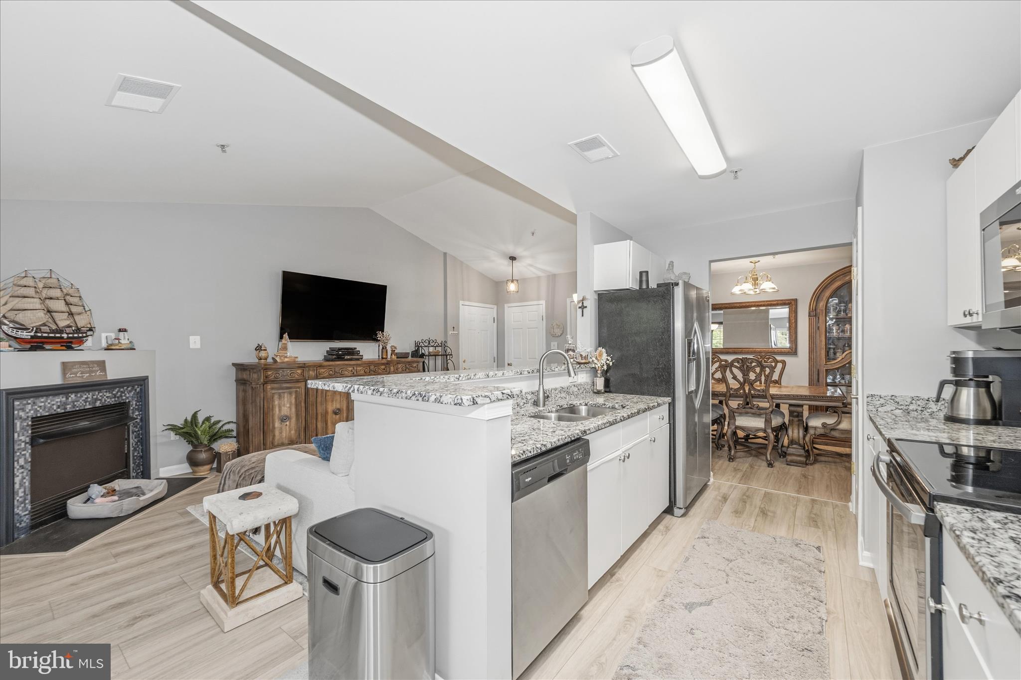 TIDEWATER COLONY - Residential