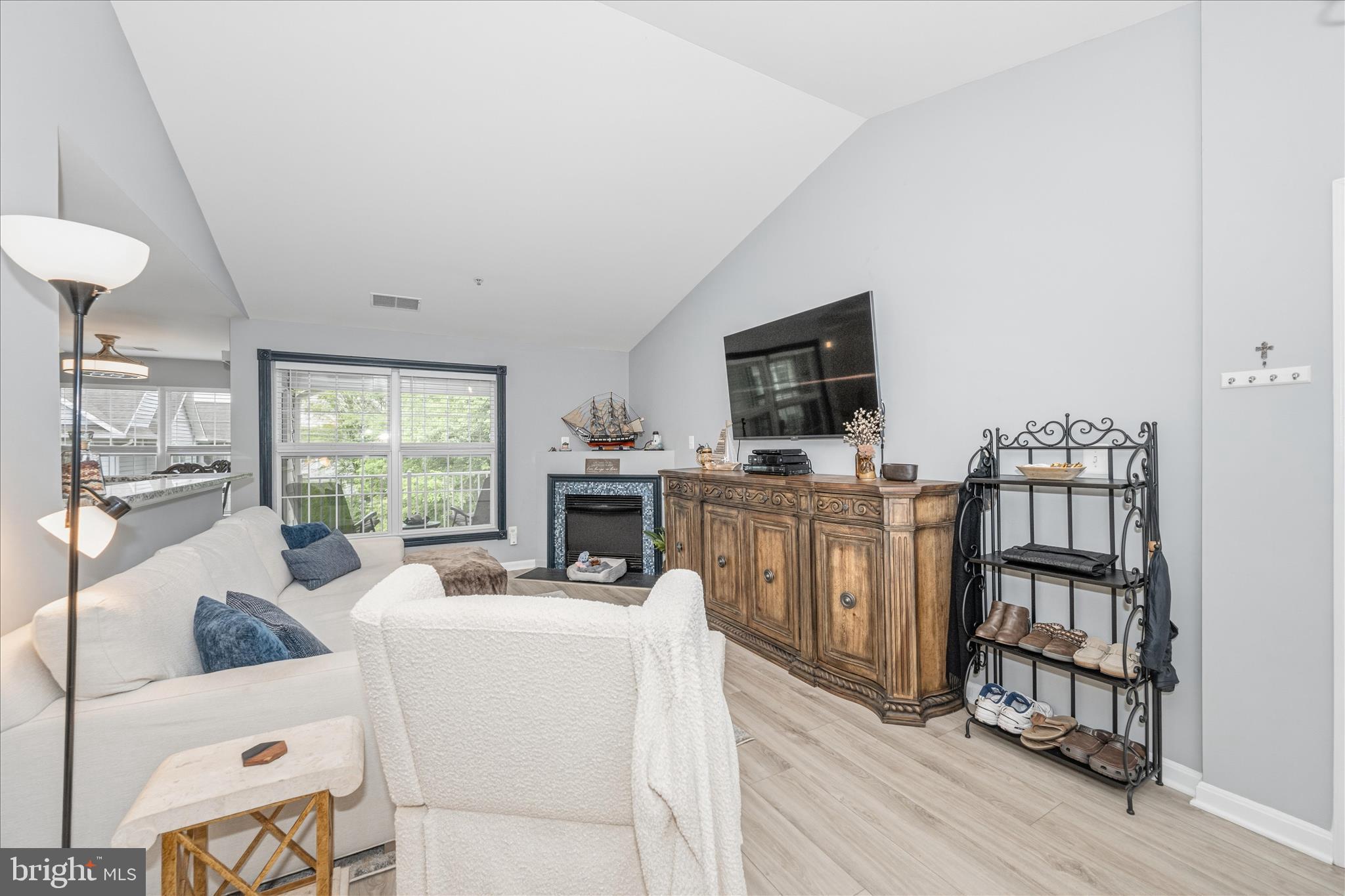 TIDEWATER COLONY - Residential