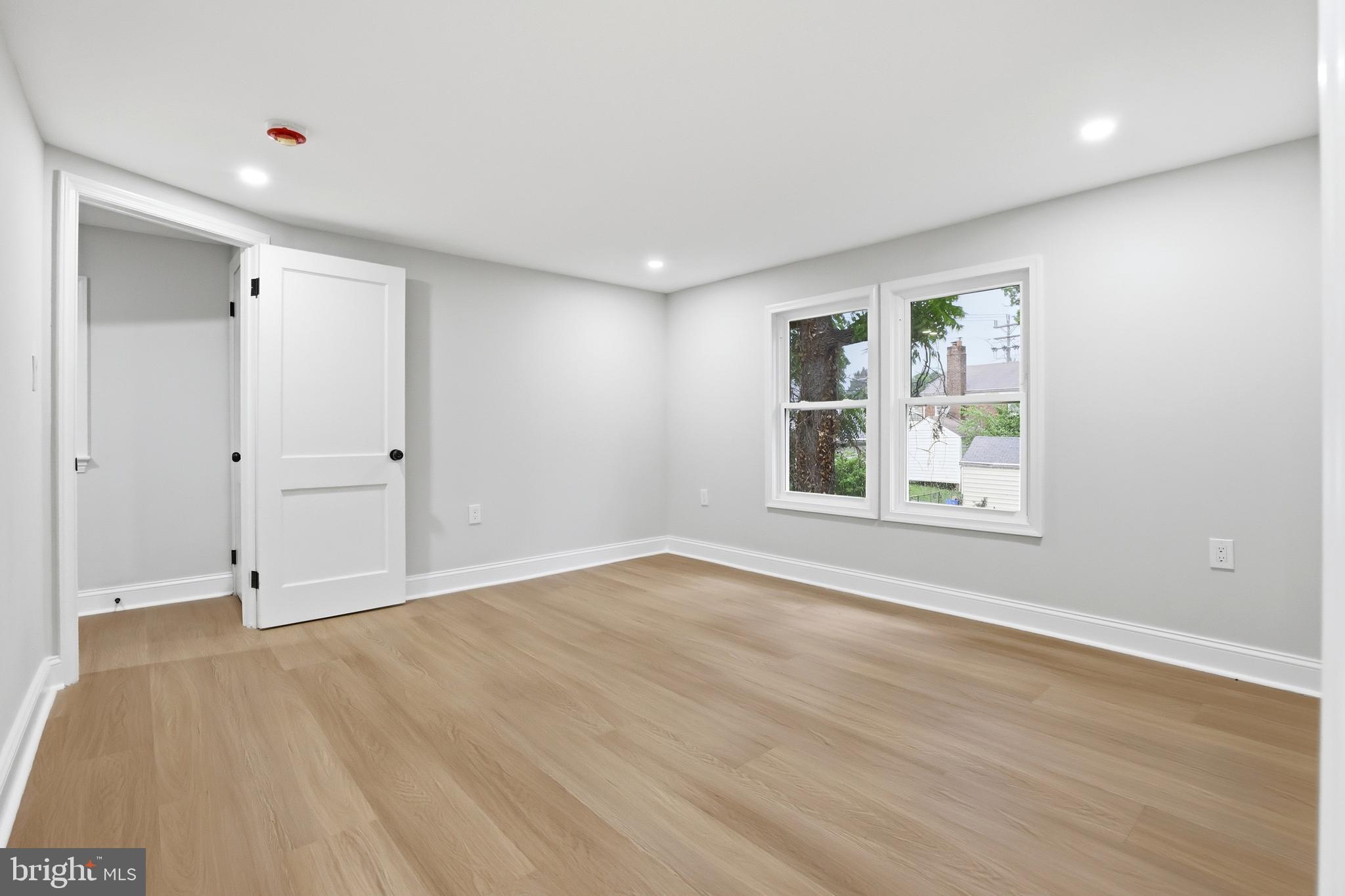 CLIFTON PARK VILLAGE - Residential