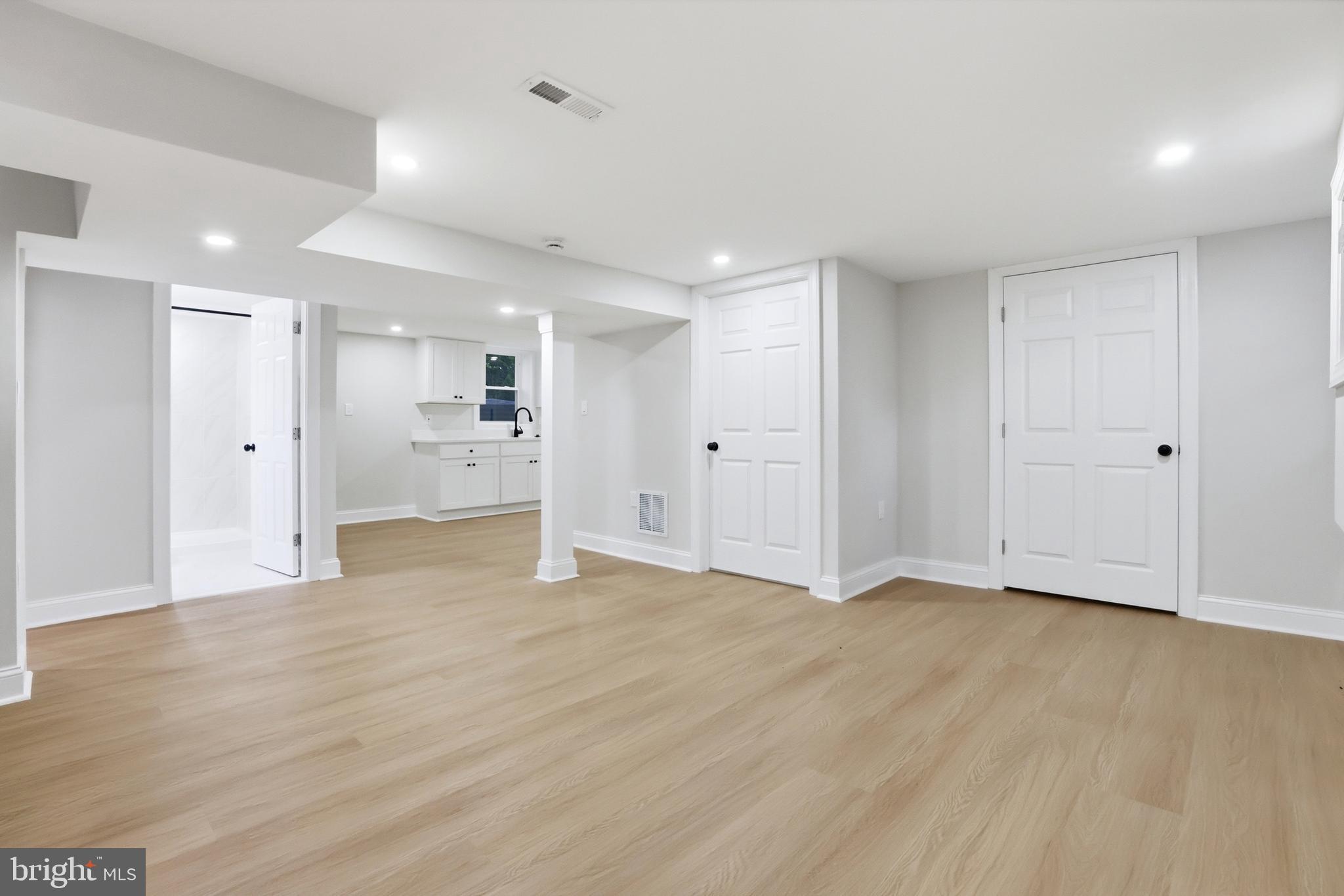 CLIFTON PARK VILLAGE - Residential