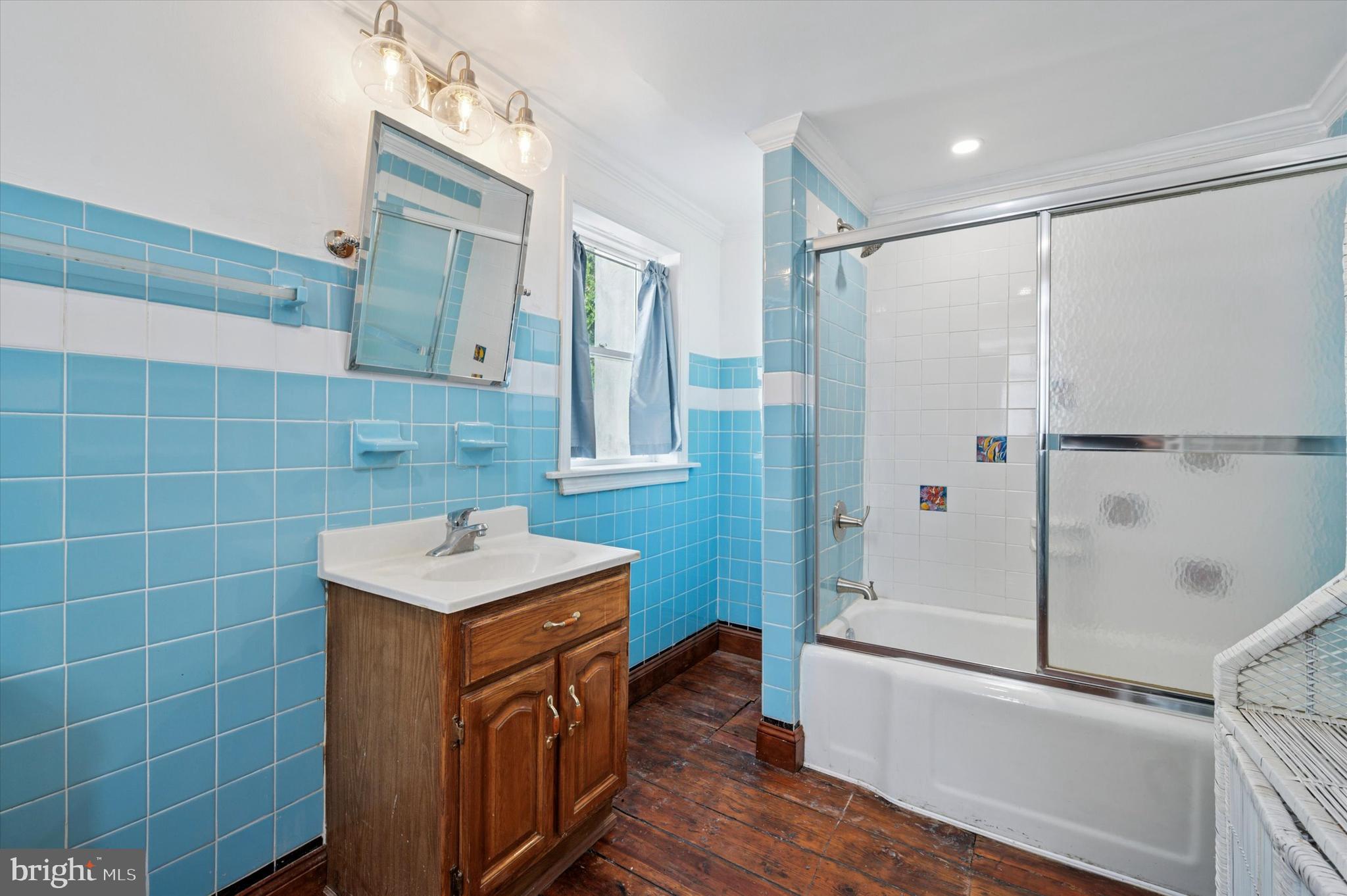 PHILADELPHIA - Residential