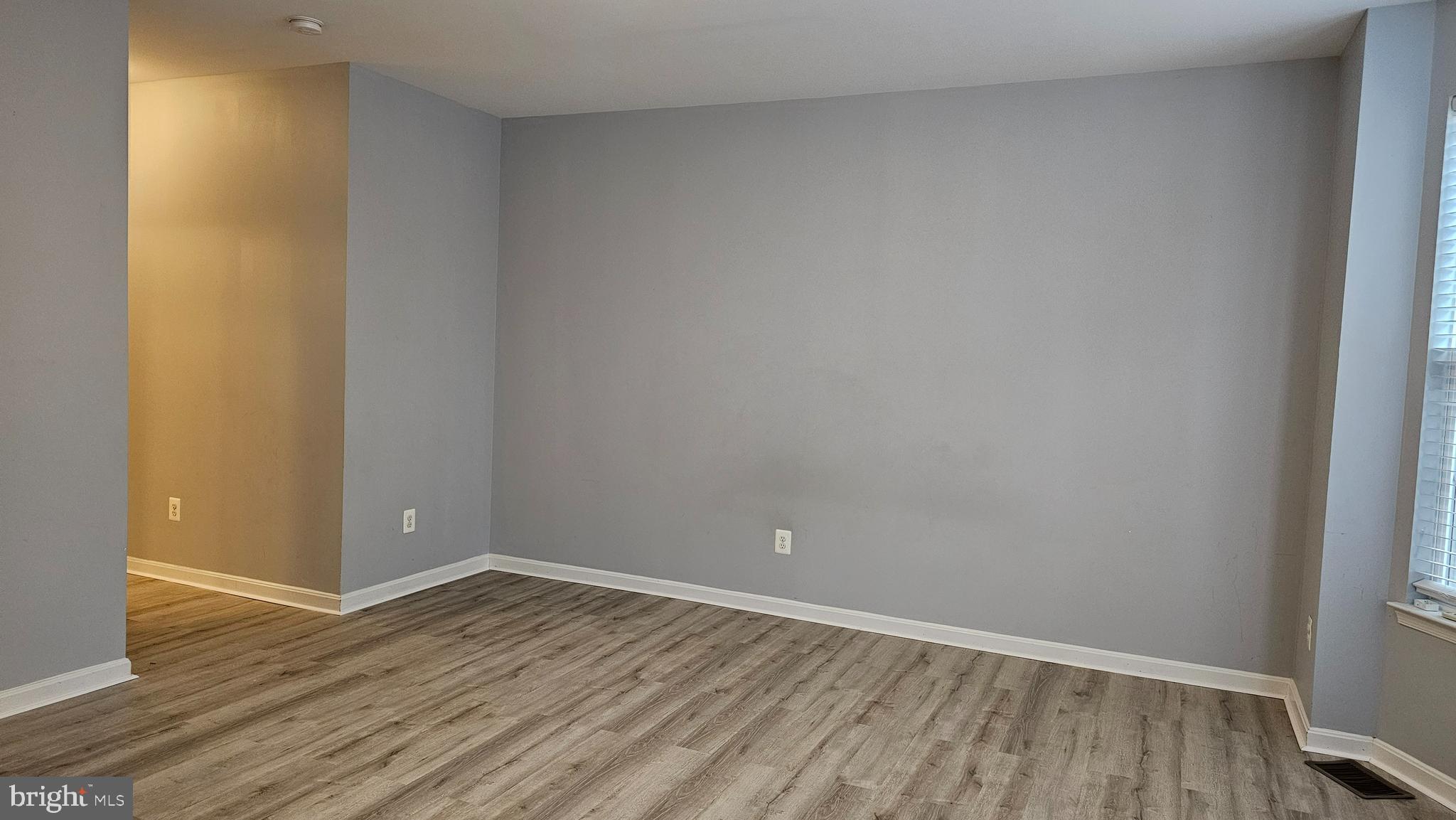 LEE SQUARE - Residential Lease