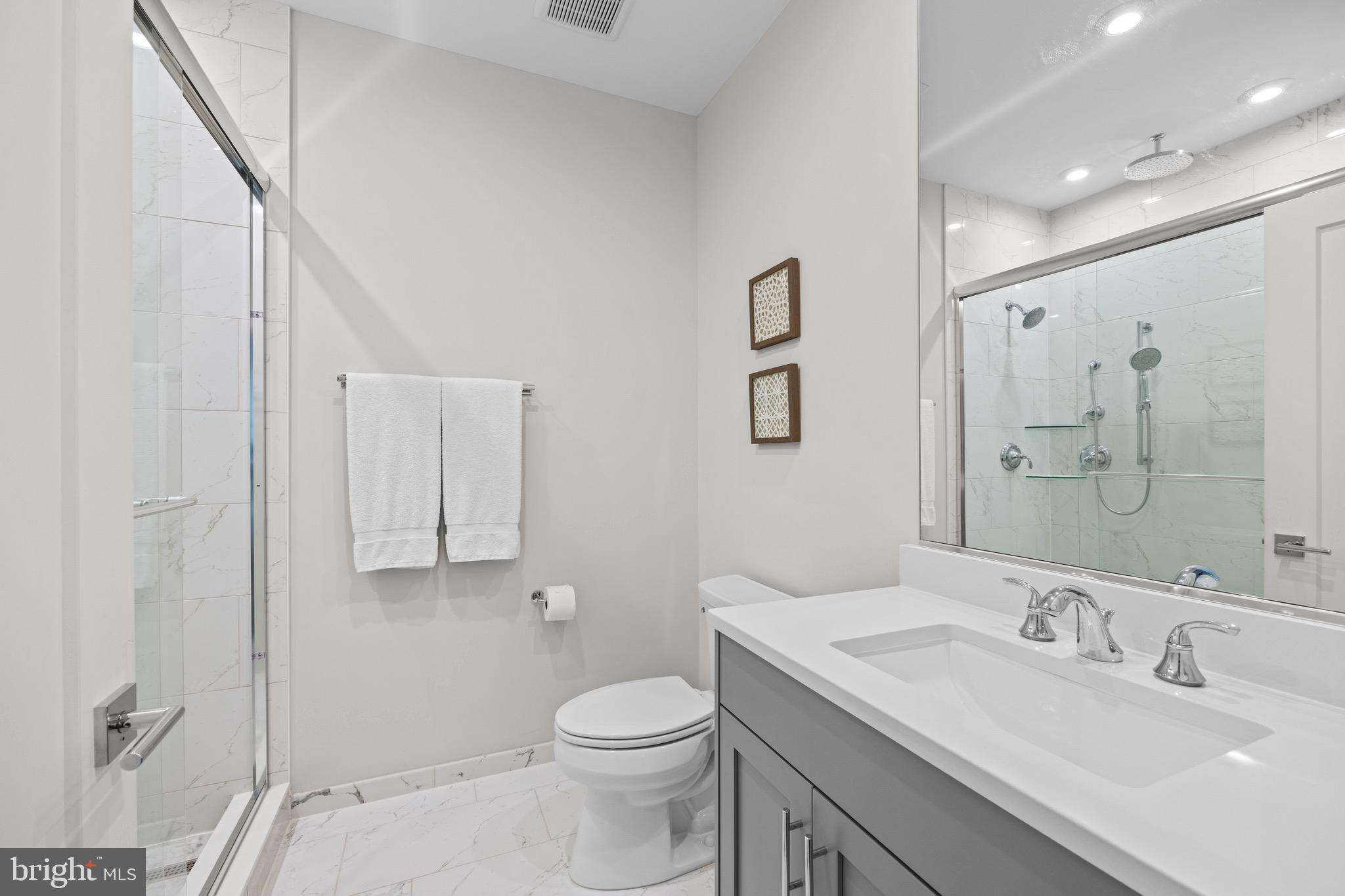 THE TOWNS AT ABINGDON PLACE - Residential