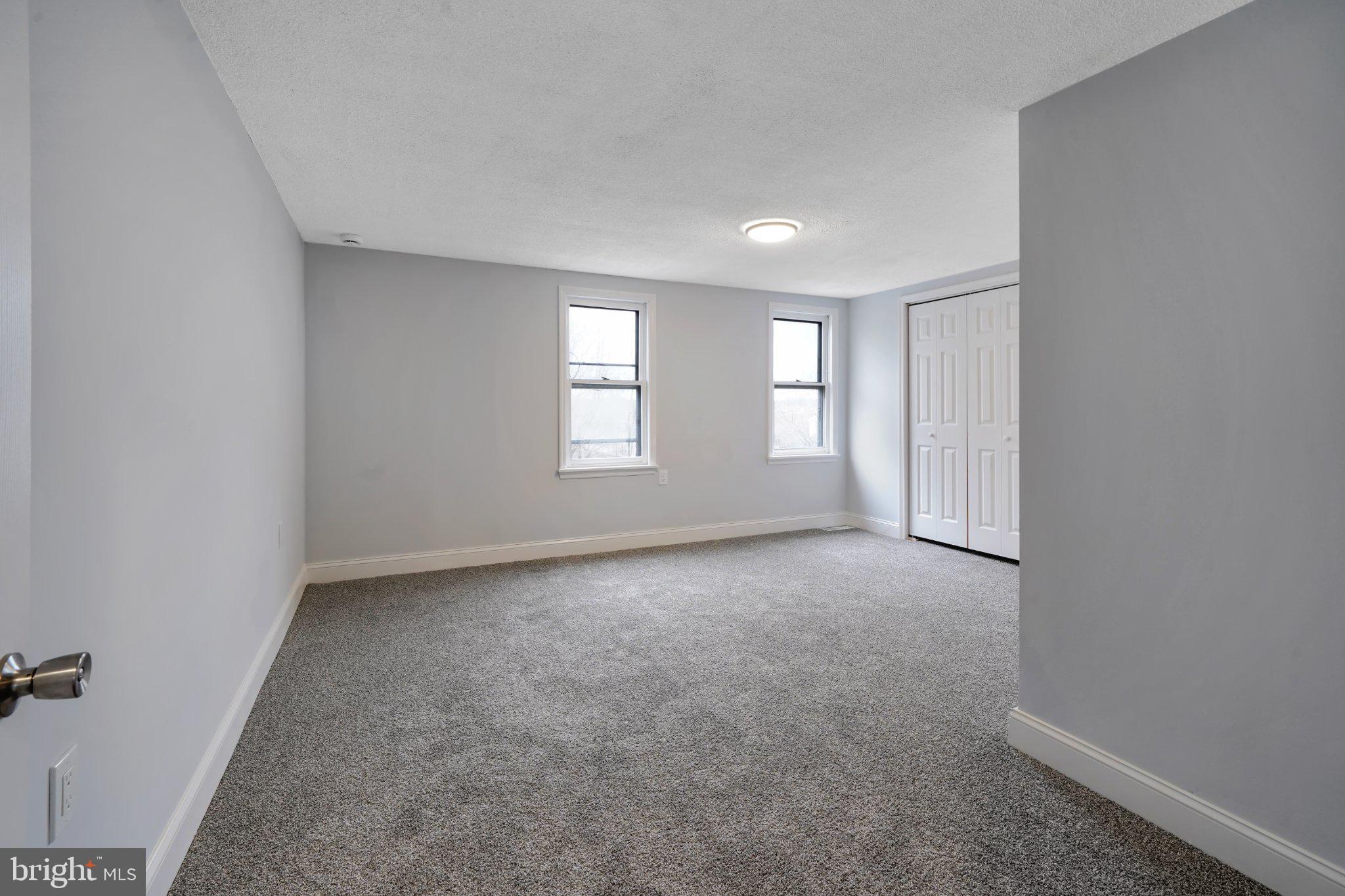 BUSTLETON - Residential