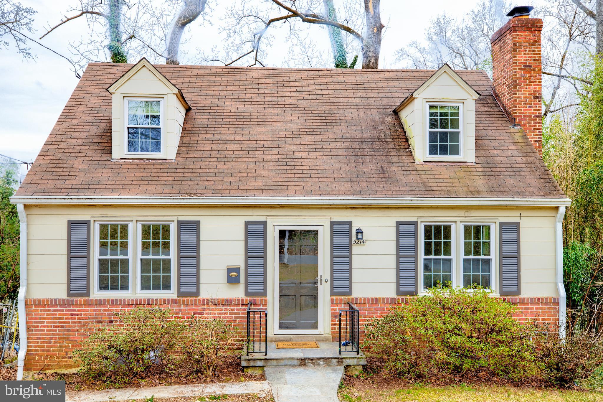 MAPLEWOOD - Residential