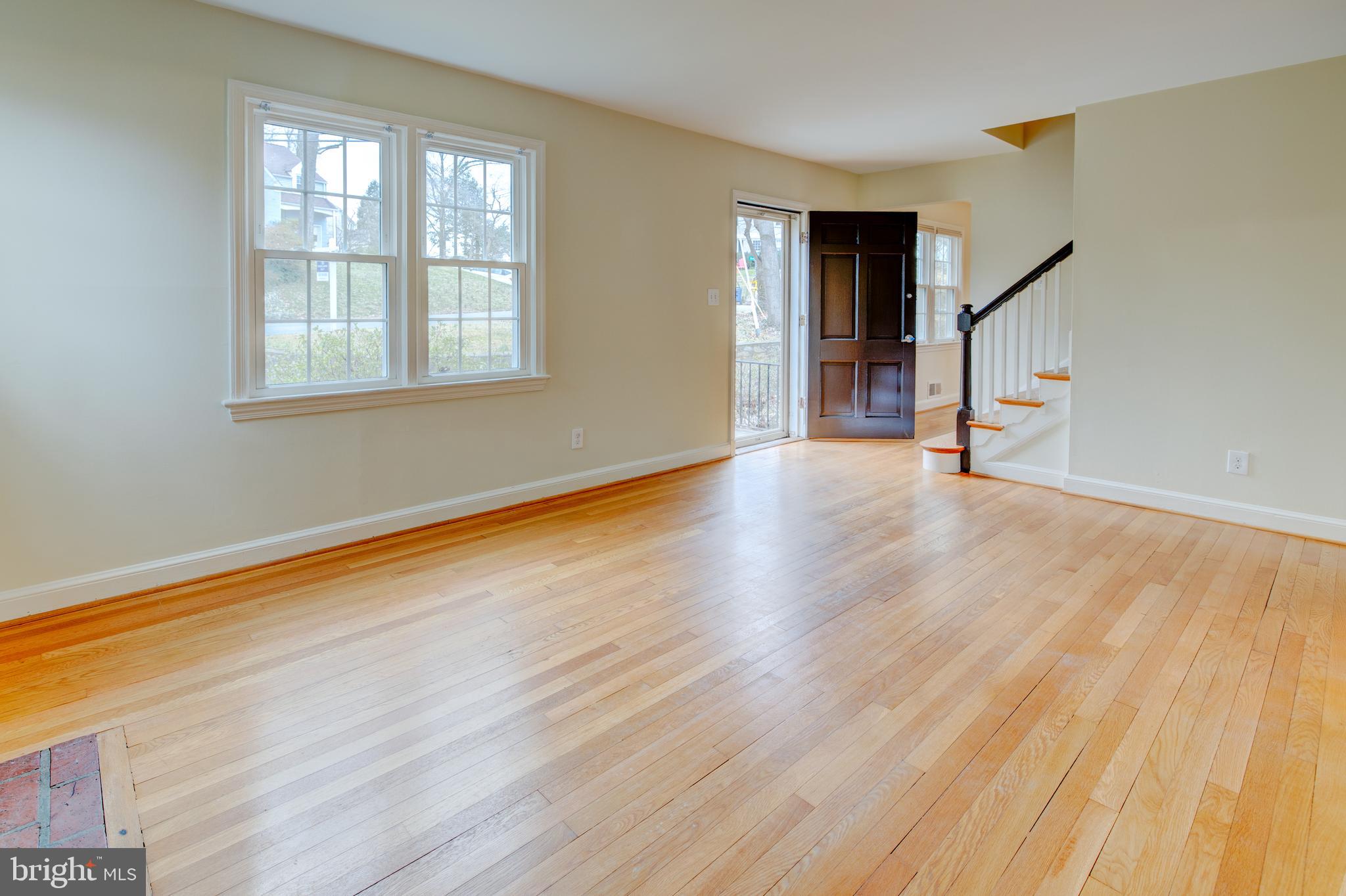 MAPLEWOOD - Residential