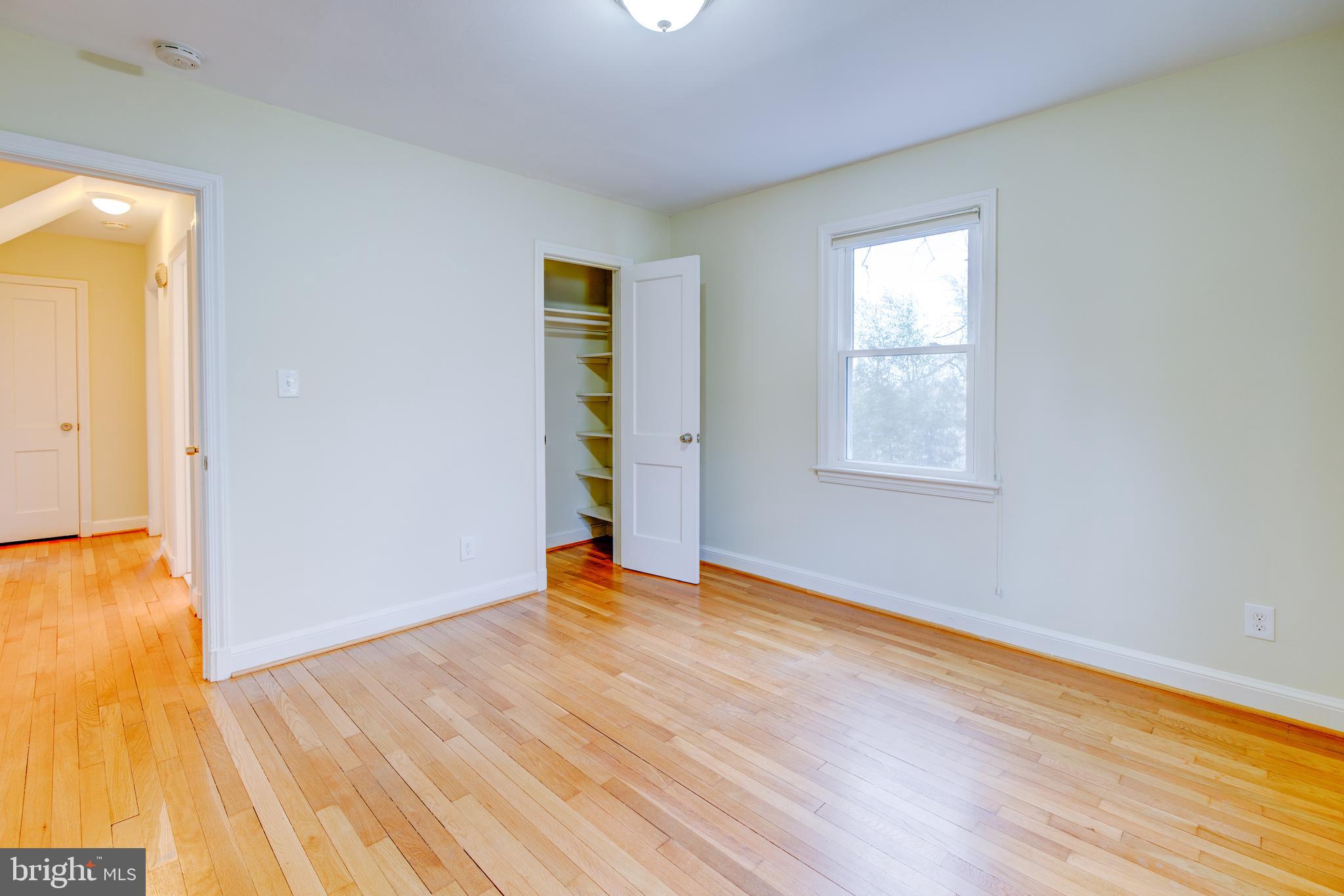 MAPLEWOOD - Residential