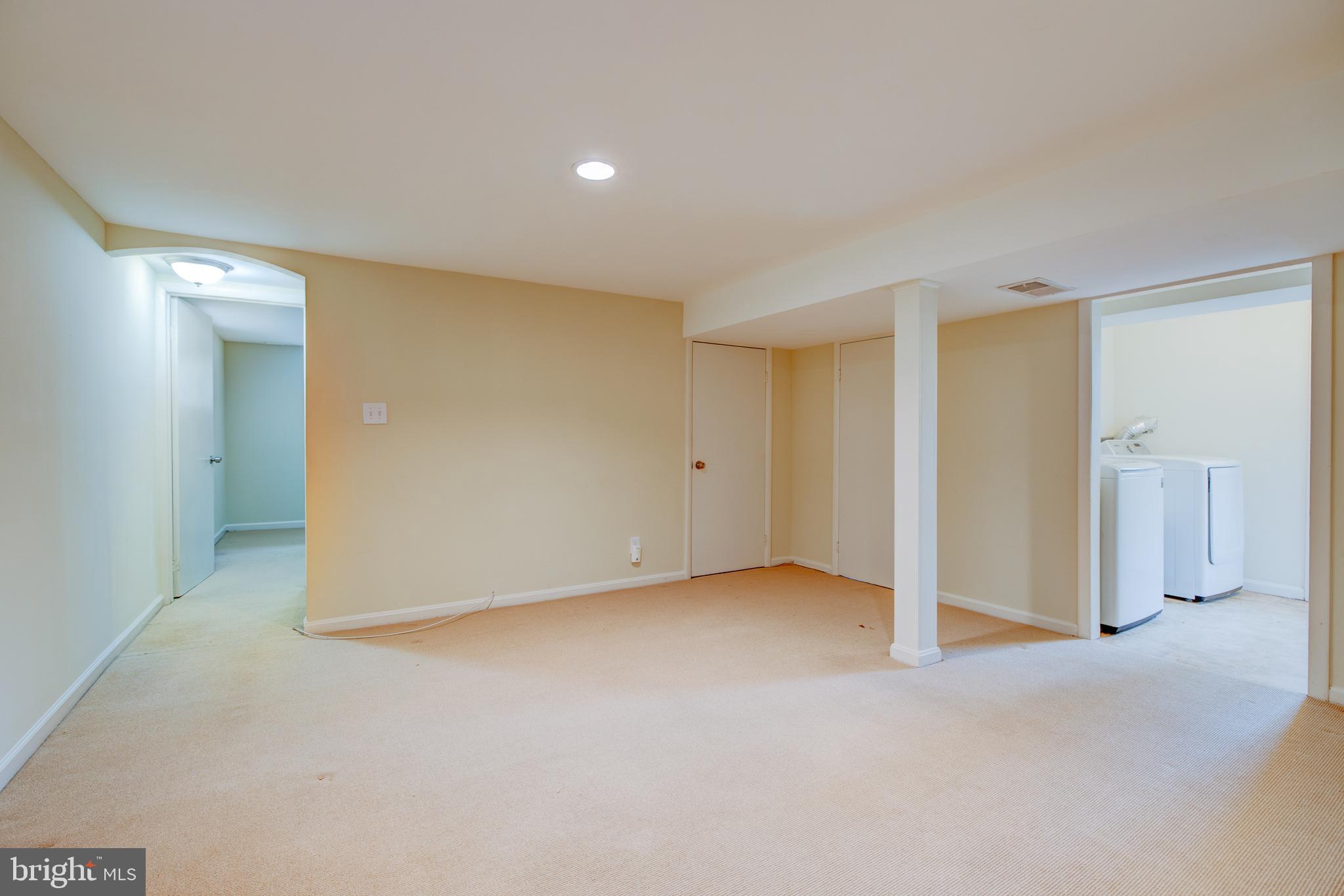 MAPLEWOOD - Residential