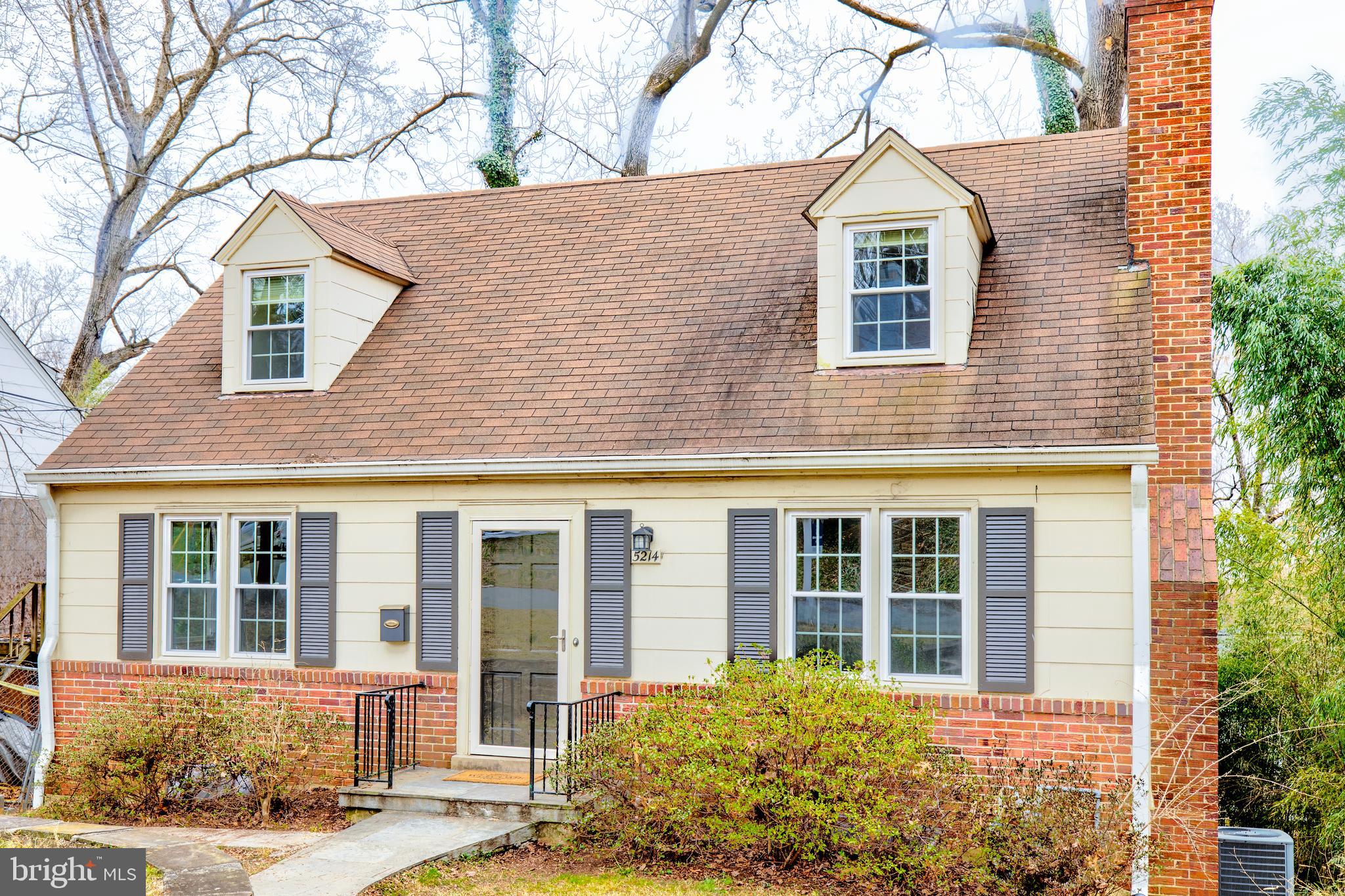 MAPLEWOOD - Residential