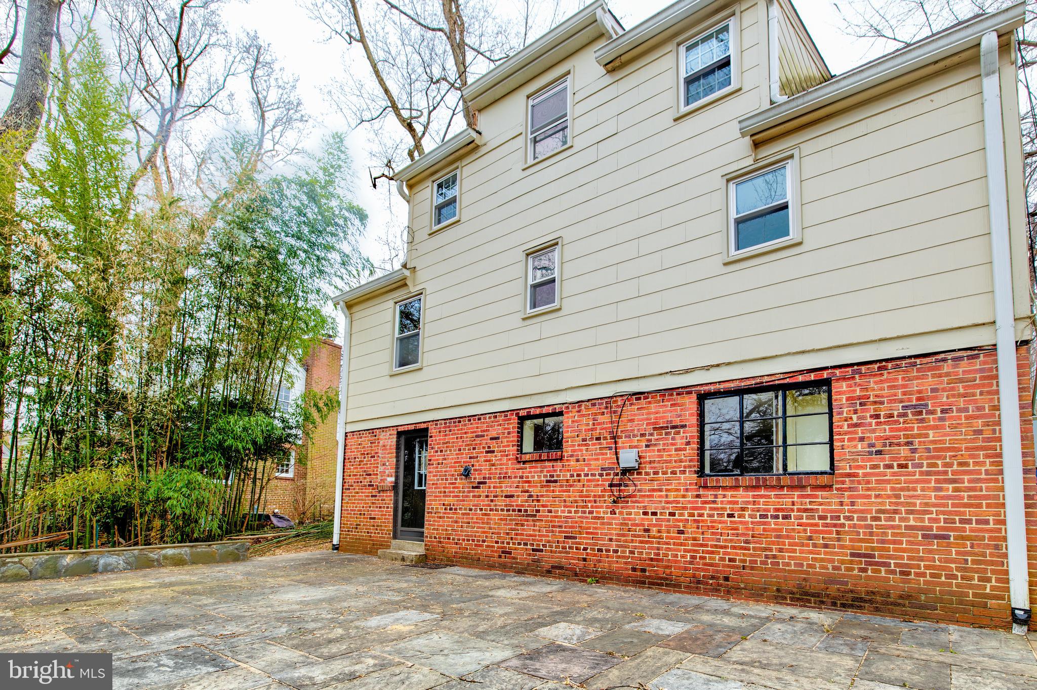 MAPLEWOOD - Residential