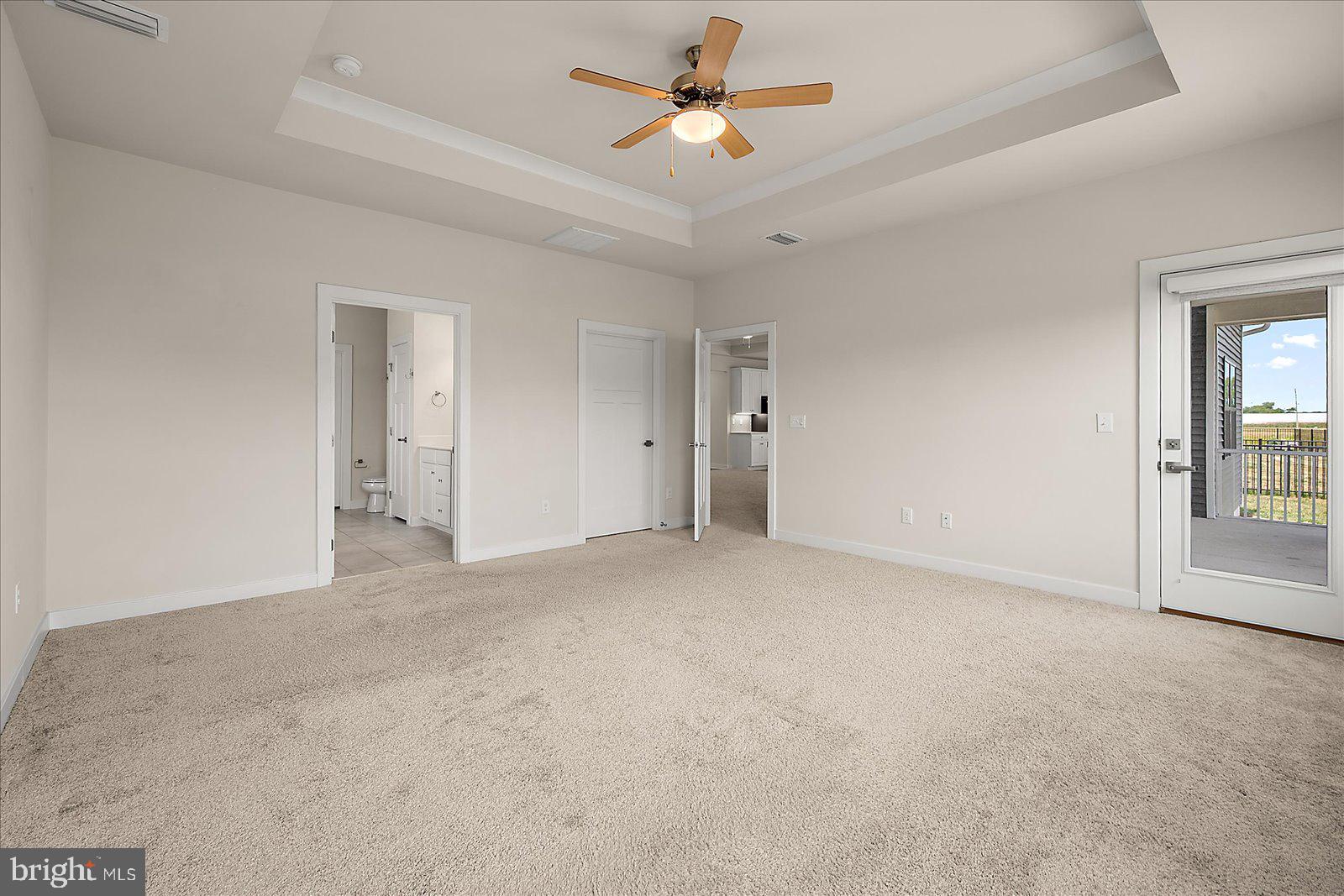 ATLANTIC LAKES - Residential