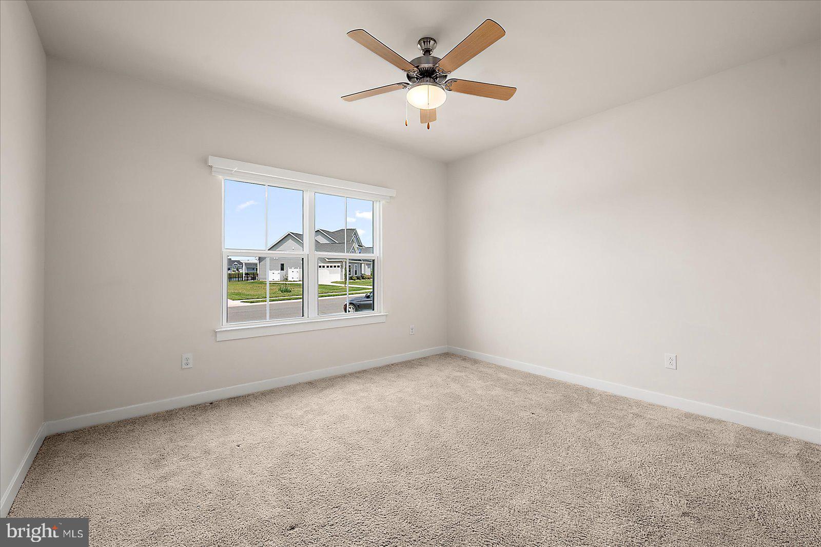 ATLANTIC LAKES - Residential