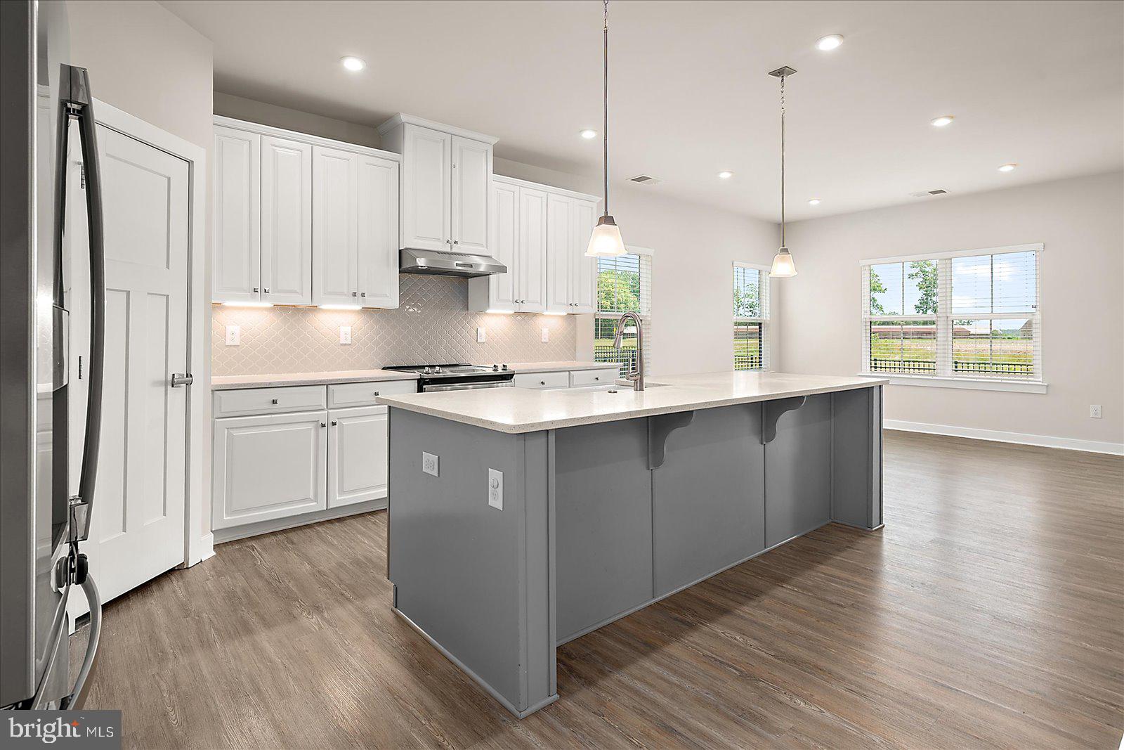 ATLANTIC LAKES - Residential
