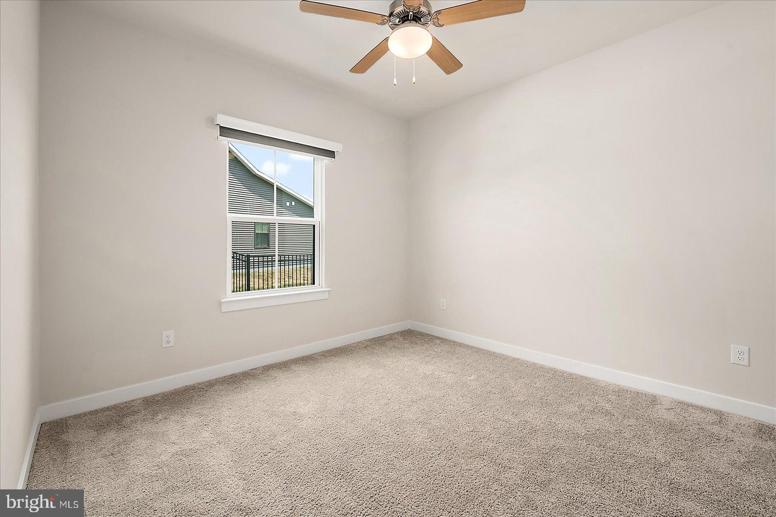 ATLANTIC LAKES - Residential