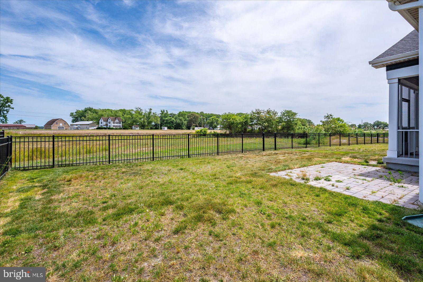 ATLANTIC LAKES - Residential