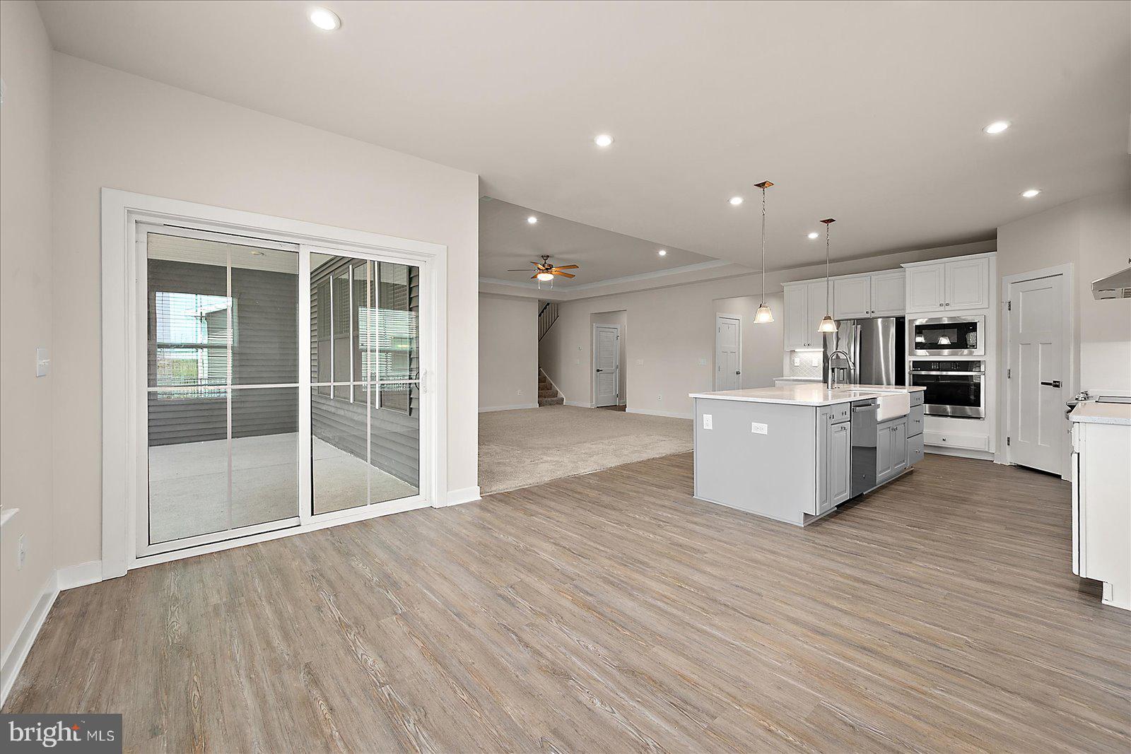 ATLANTIC LAKES - Residential
