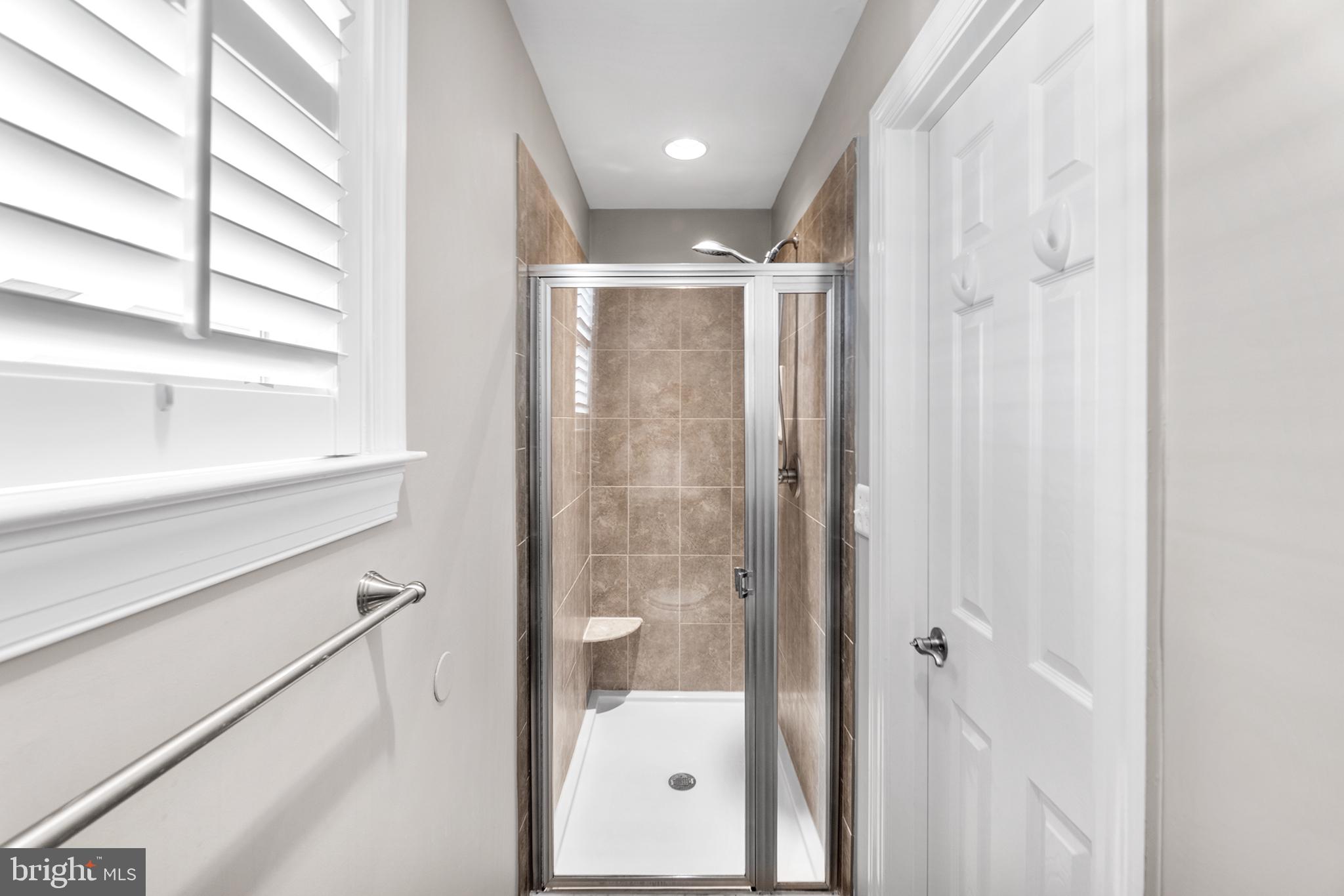 GIBSONS GRANT - Residential