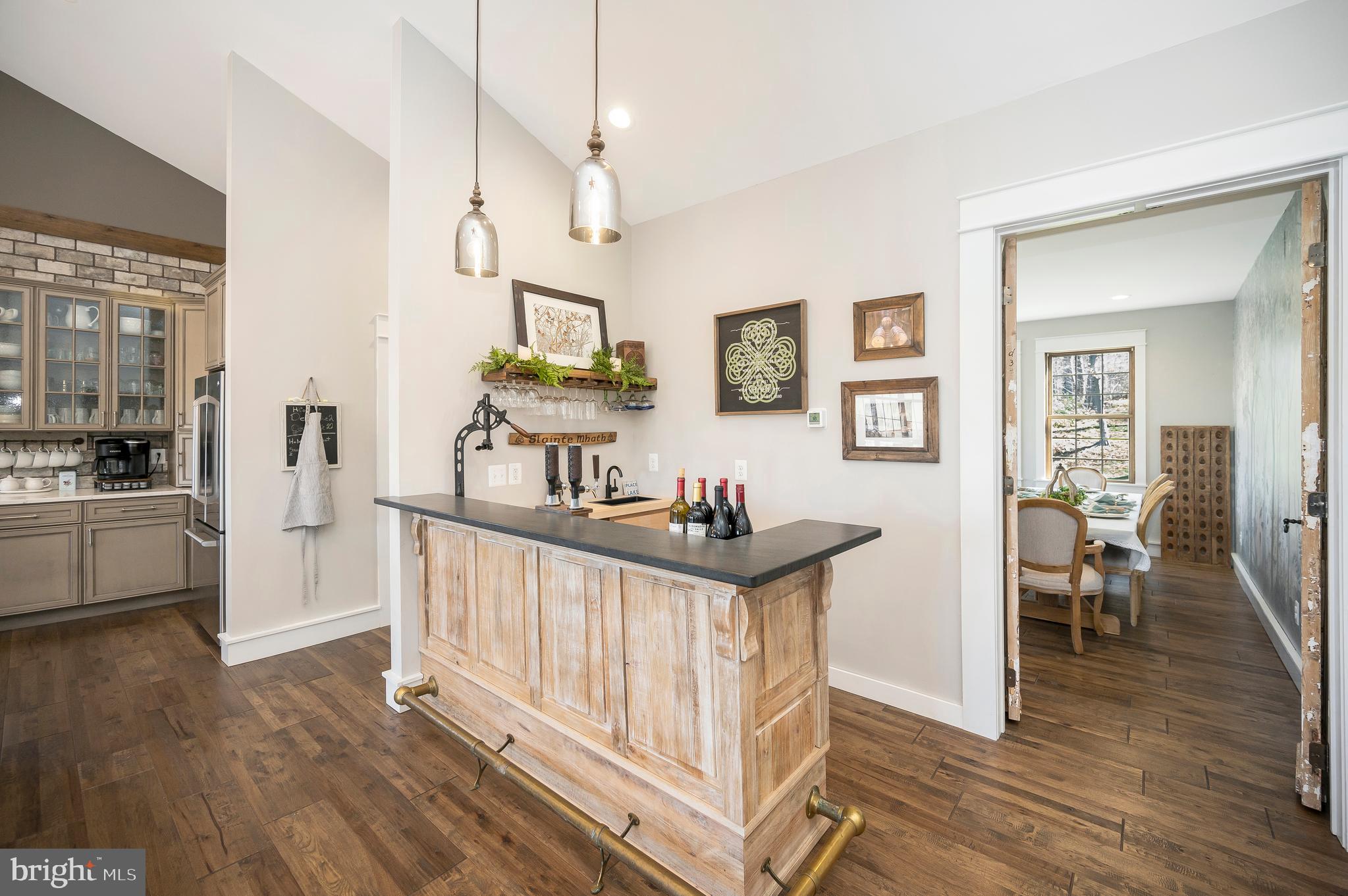 LAKE JACKSON SHORES - Residential