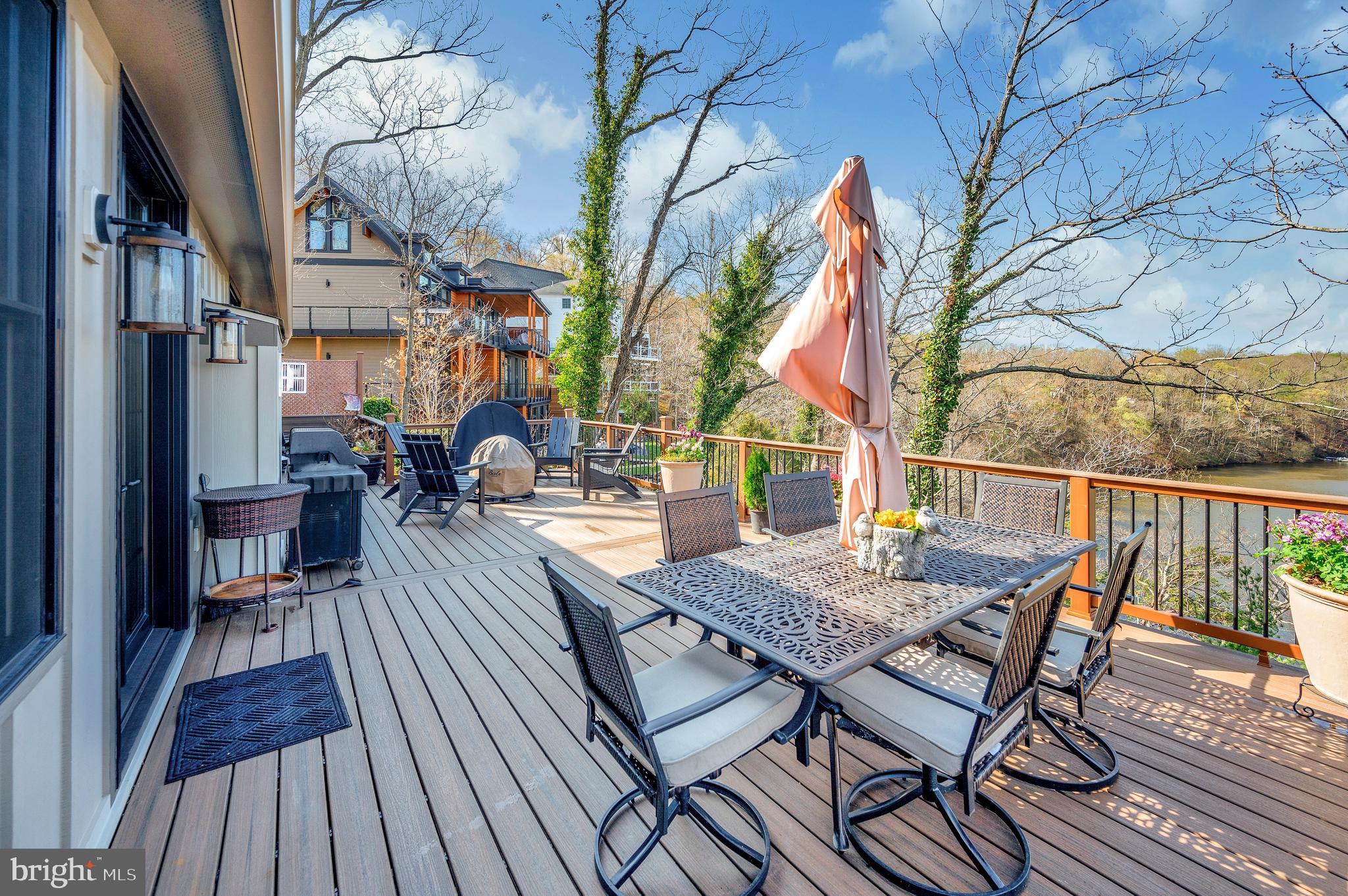 LAKE JACKSON SHORES - Residential