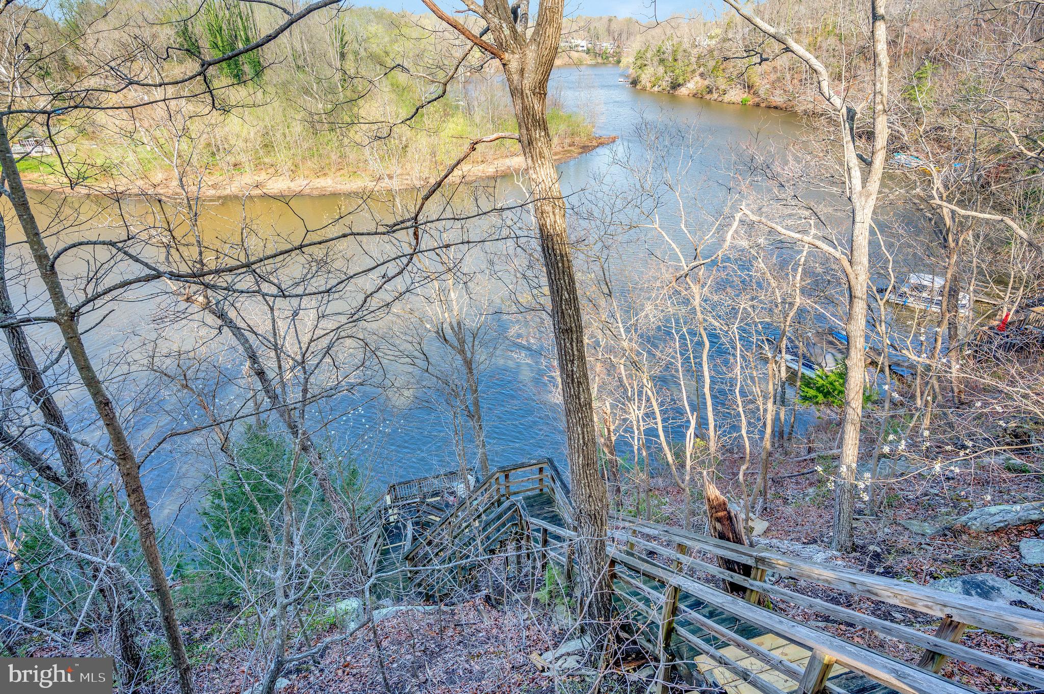 LAKE JACKSON SHORES - Residential