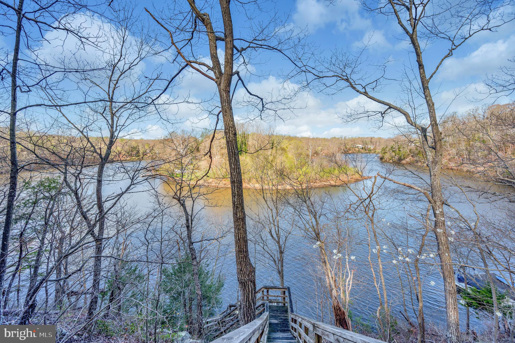 LAKE JACKSON SHORES - Residential