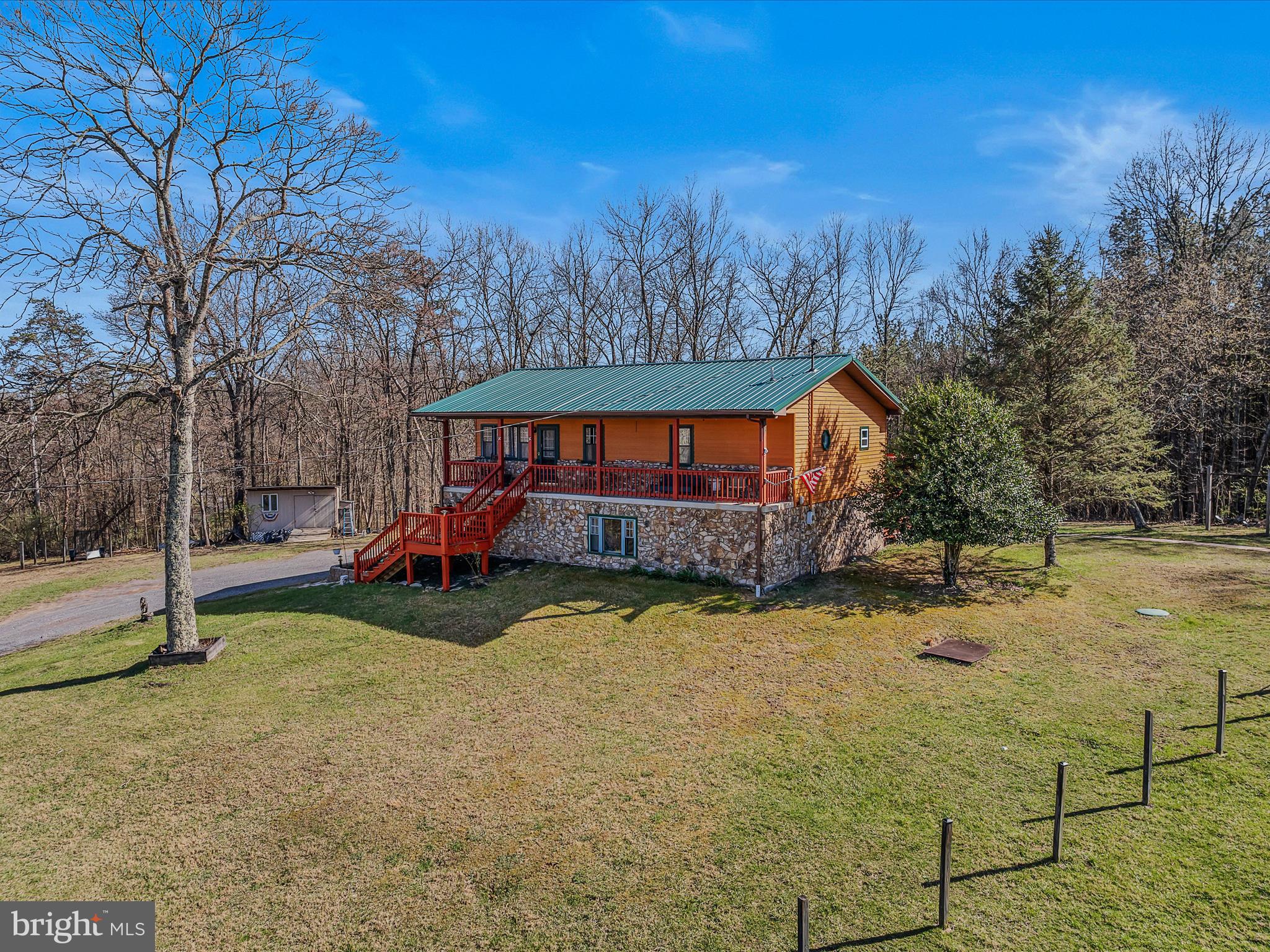 HEAVENLY ACRES - Residential