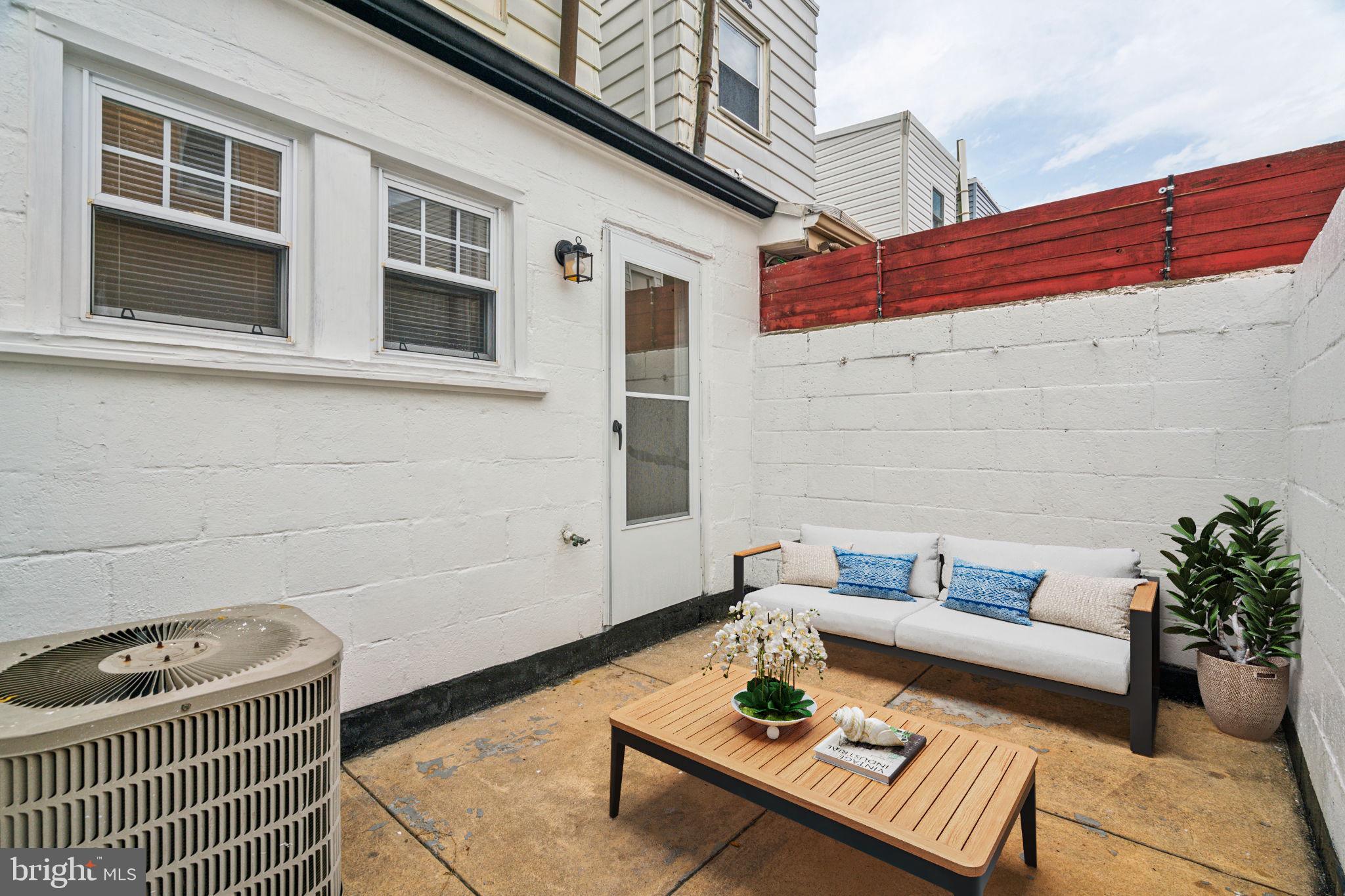 PHILADELPHIA (SOUTH) - Residential