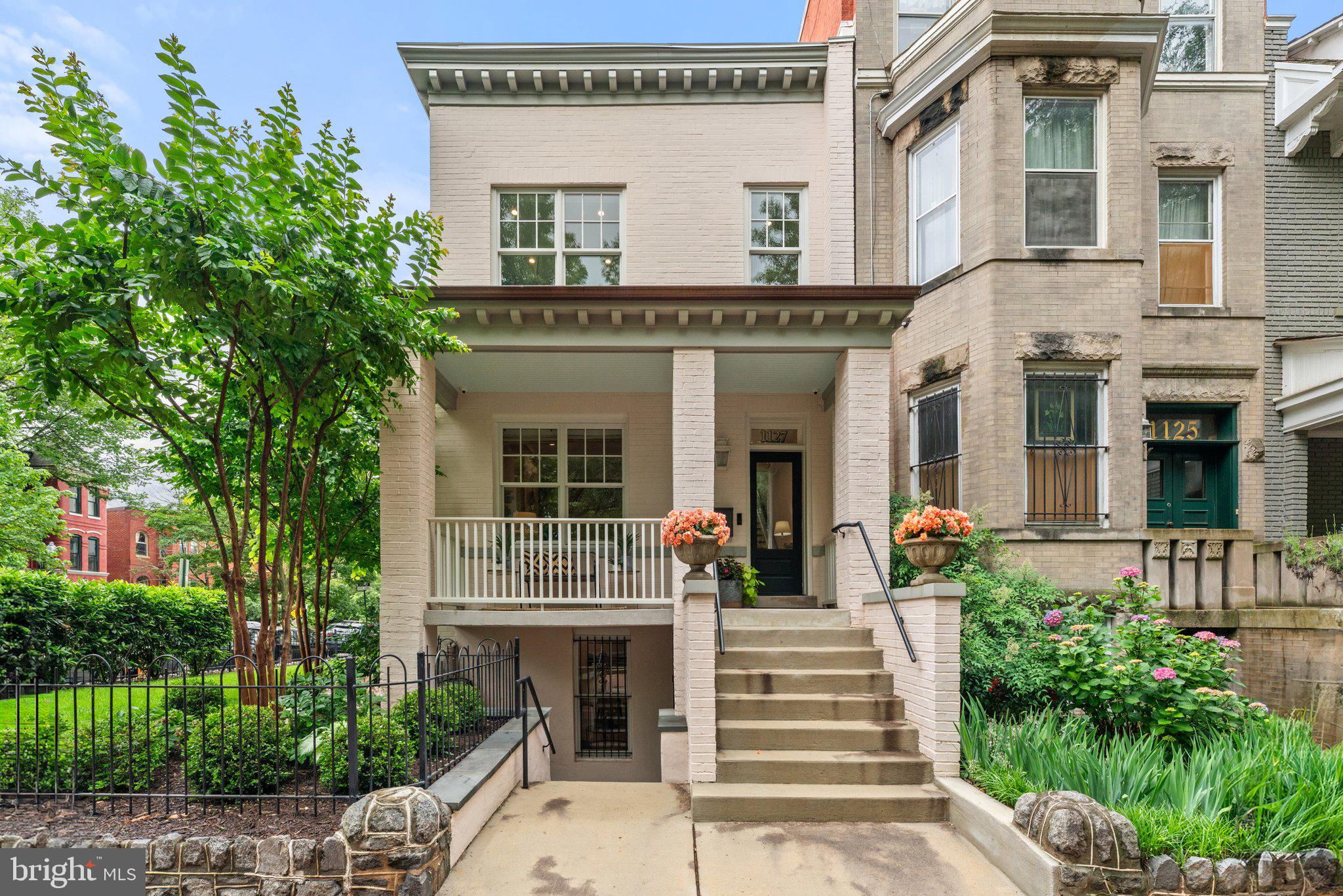 CAPITOL HILL - Residential