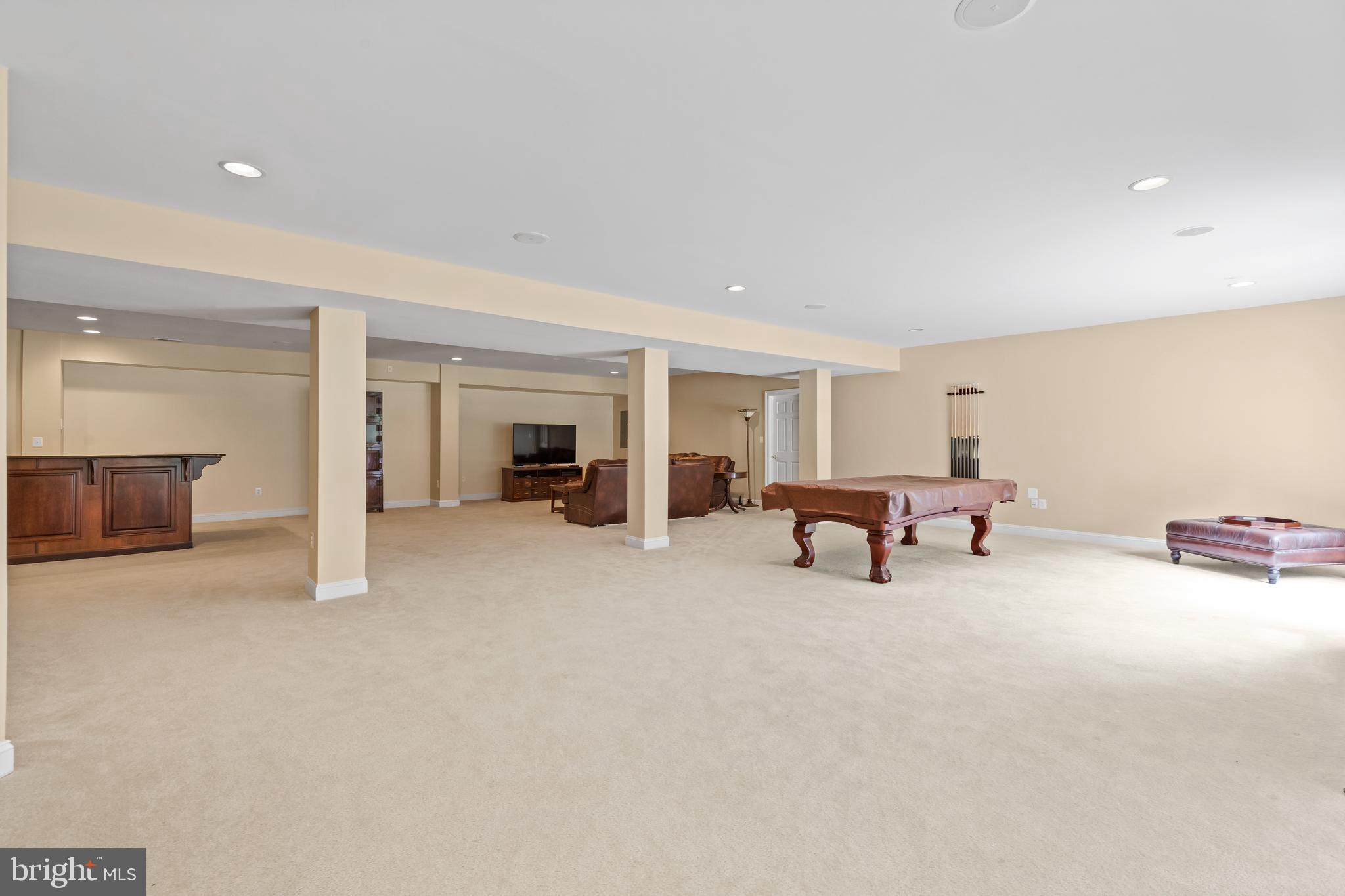 CEDAR CREST - Residential