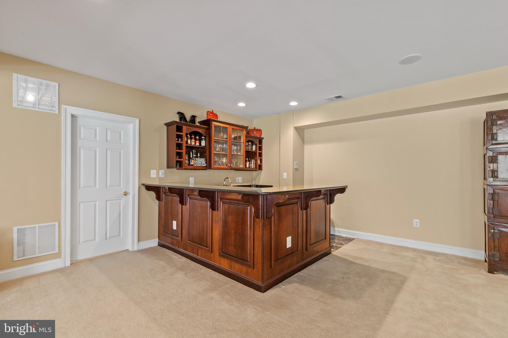 CEDAR CREST - Residential