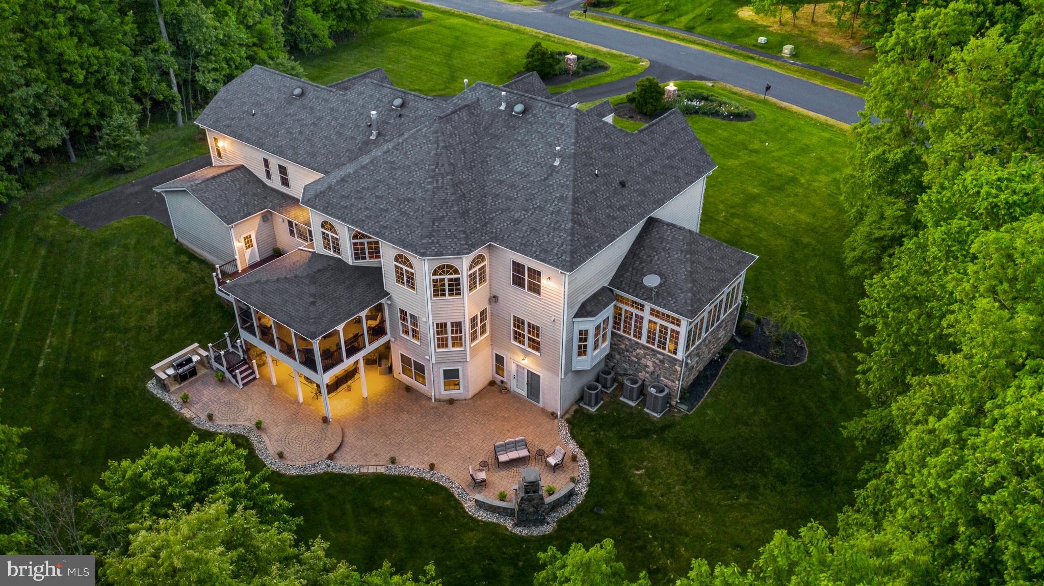 CEDAR CREST - Residential