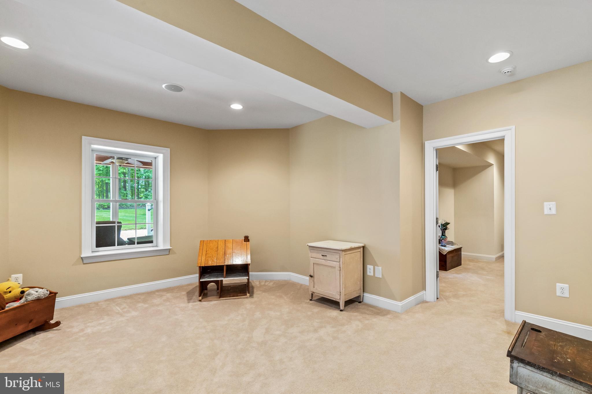 CEDAR CREST - Residential
