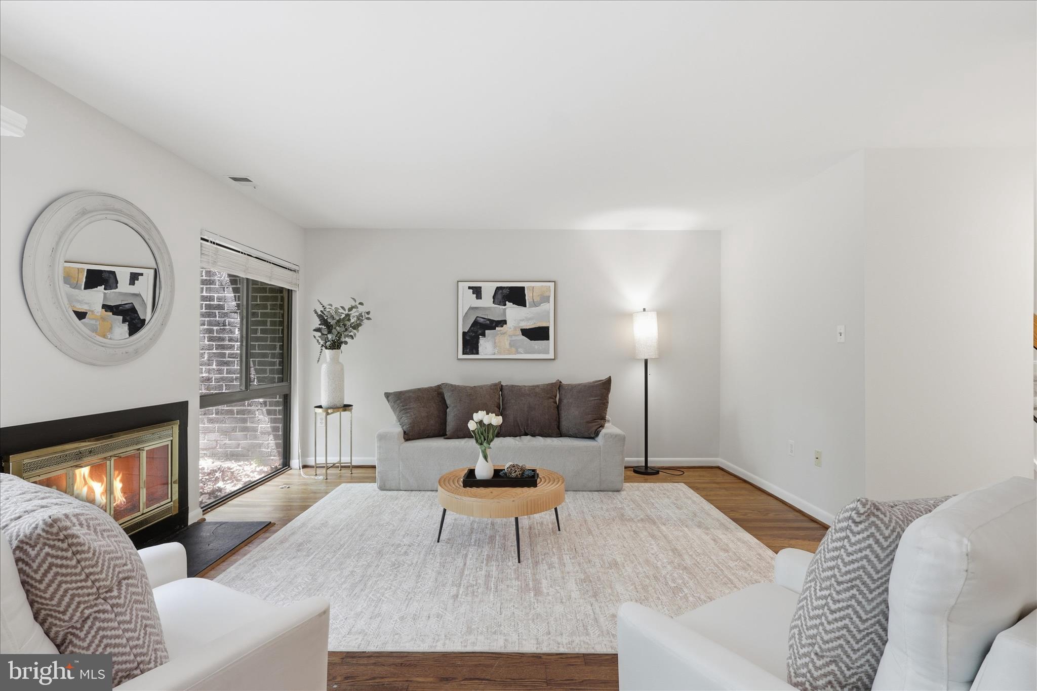 RESTON - Residential